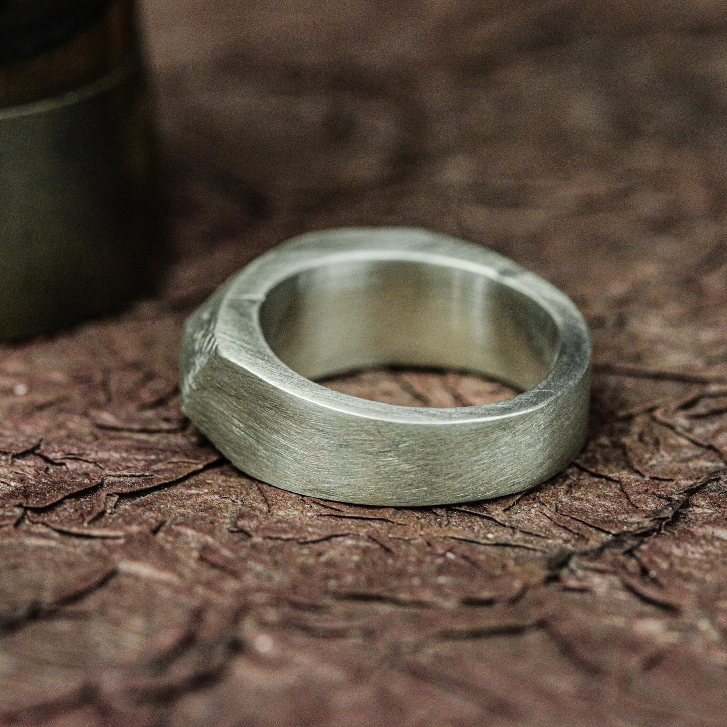Solar Burst 925 Silver Handmade Ring ¨C Cosmic Engraved Pattern