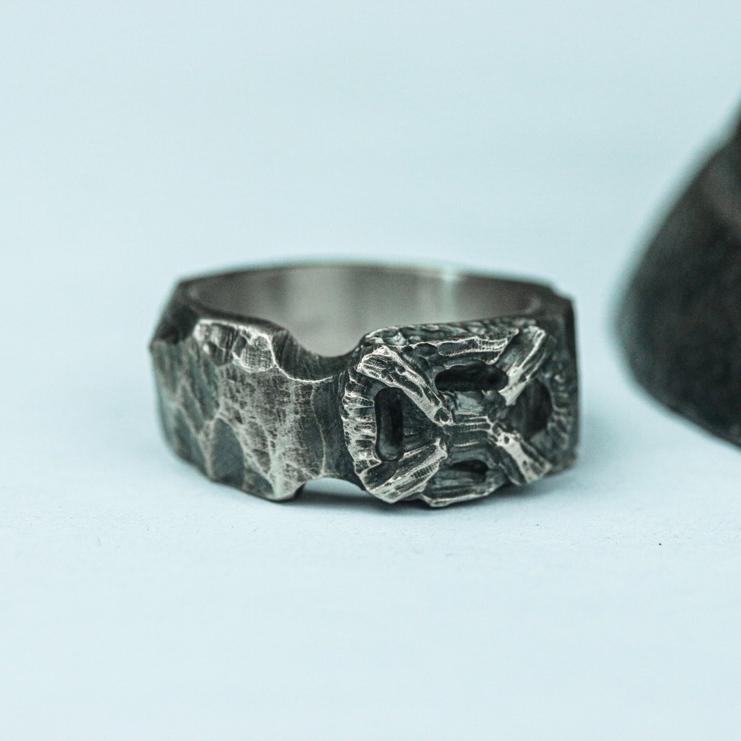 Cracked Relic 925 Silver Handmade Ring ¨C Gothic Weathered Design