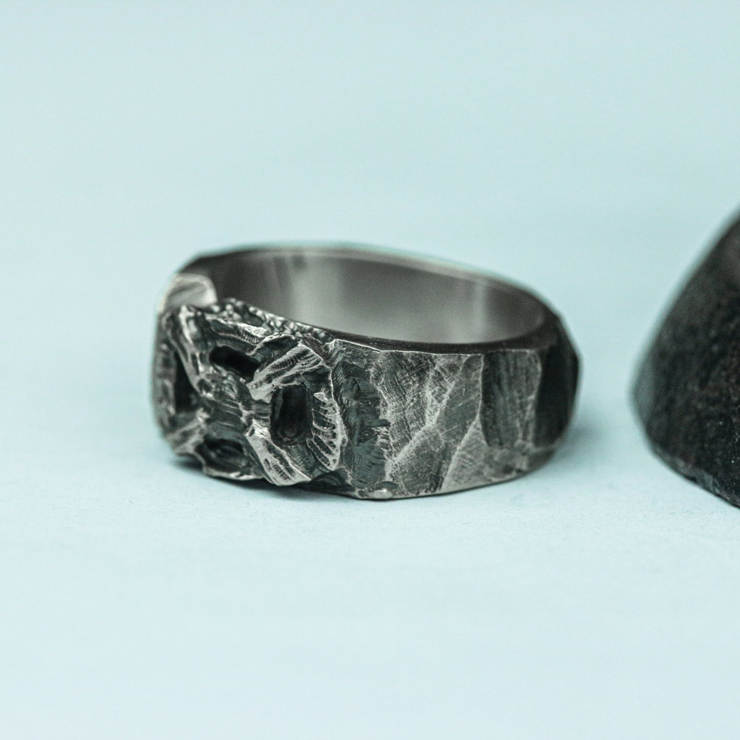 Cracked Relic 925 Silver Handmade Ring ¨C Gothic Weathered Design