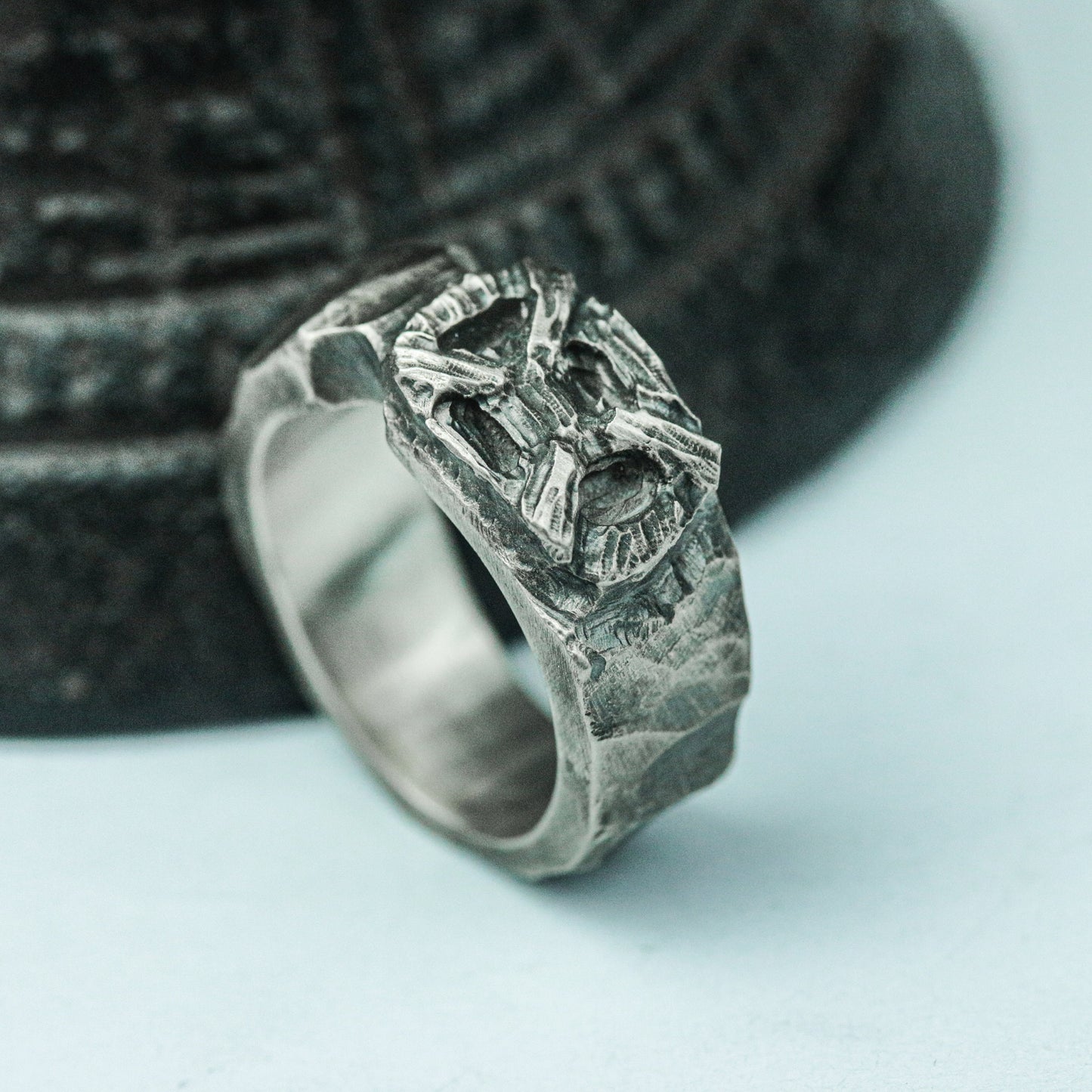 Cracked Relic 925 Silver Handmade Ring ¨C Gothic Weathered Design
