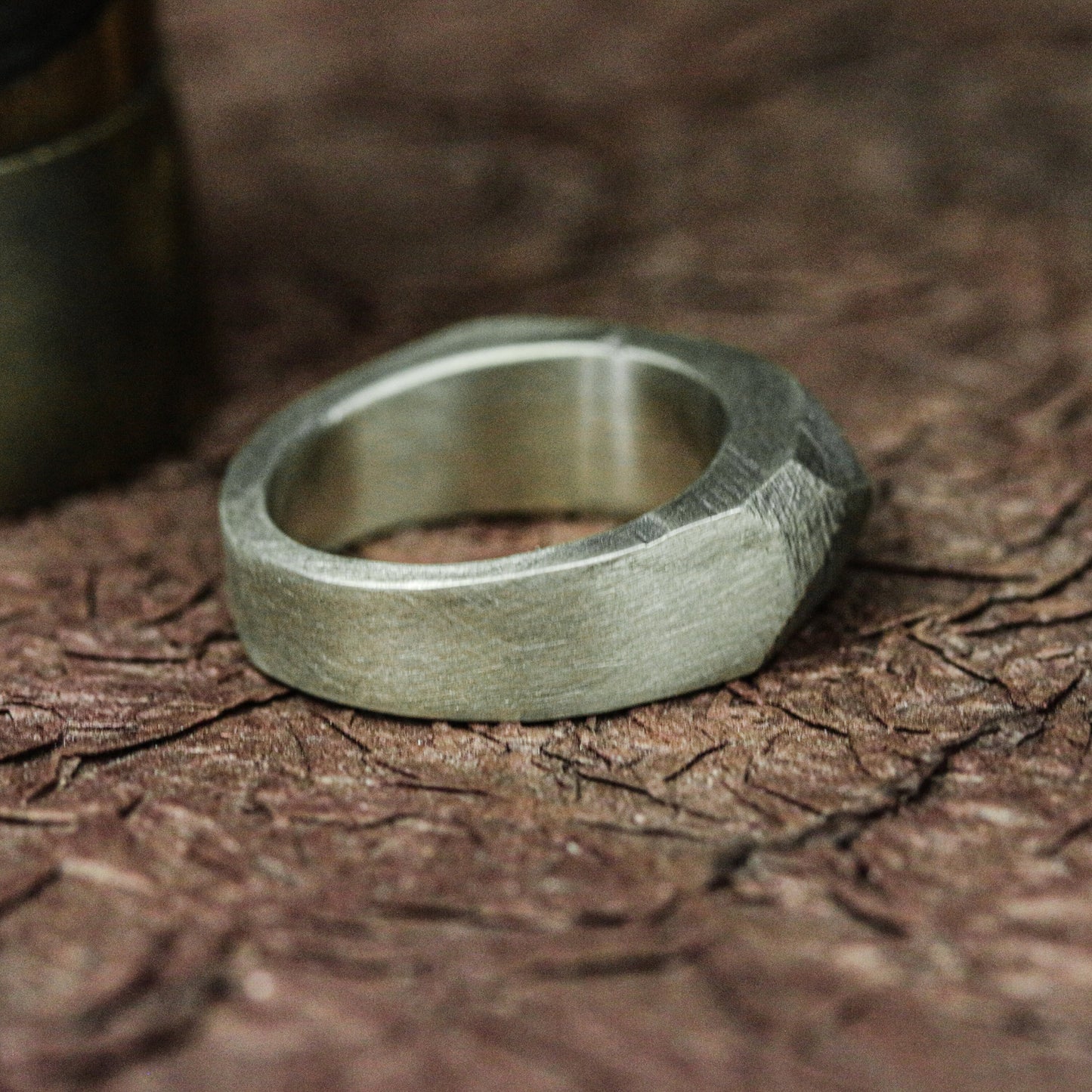 Solar Burst 925 Silver Handmade Ring ¨C Cosmic Engraved Pattern