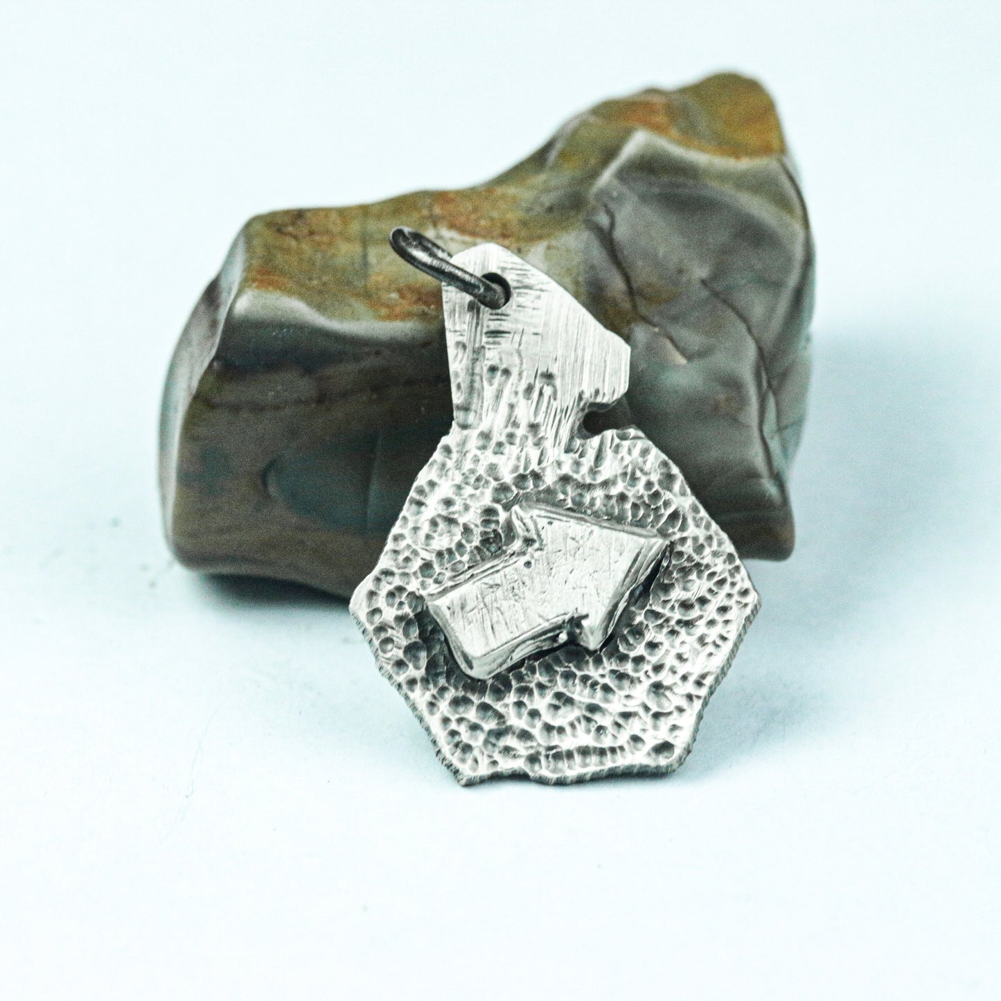 Knight¡¯s Valor Shield Pendant - Handcrafted in 925 Silver
