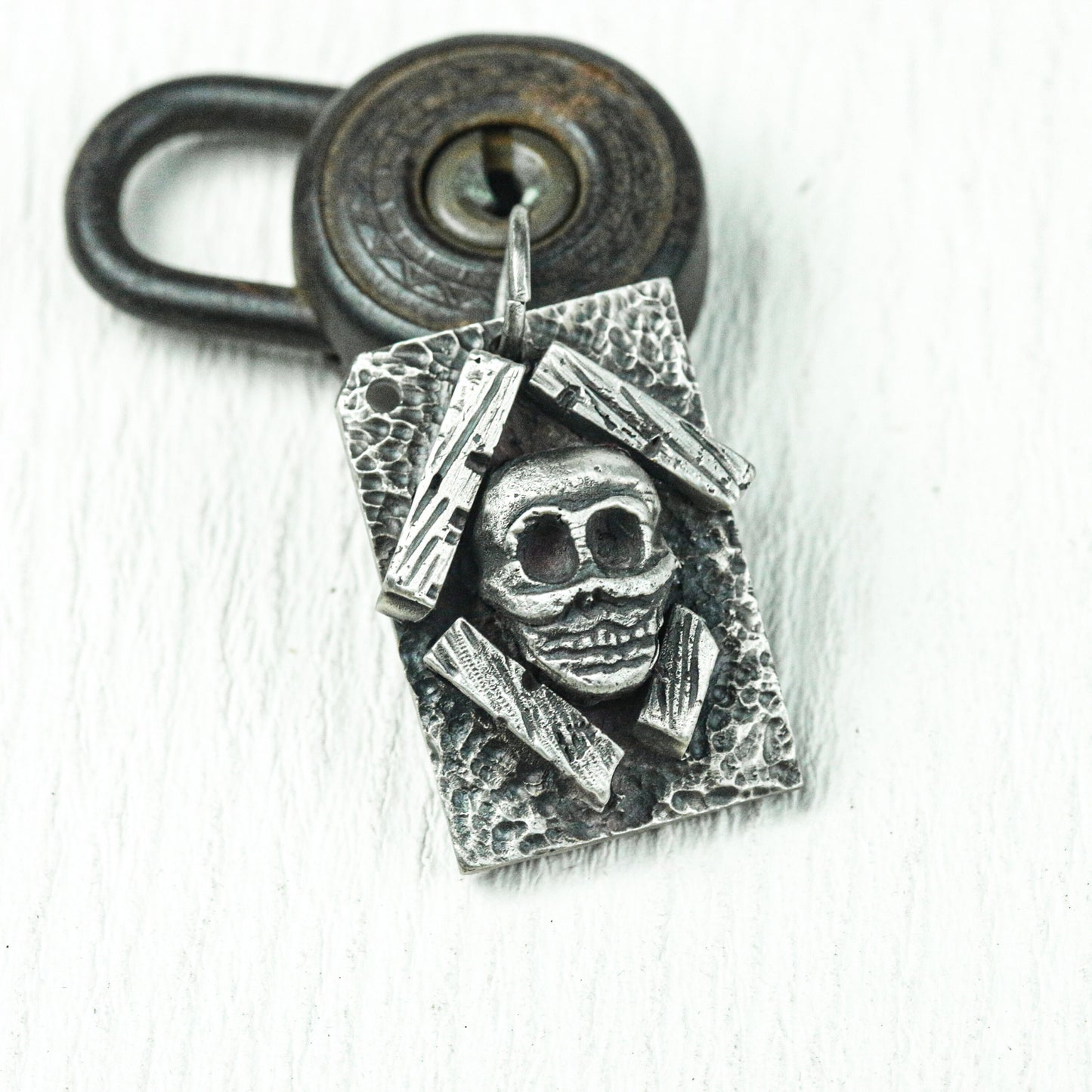 Buried Skull Relic Pendant - 925 Silver Handcrafted