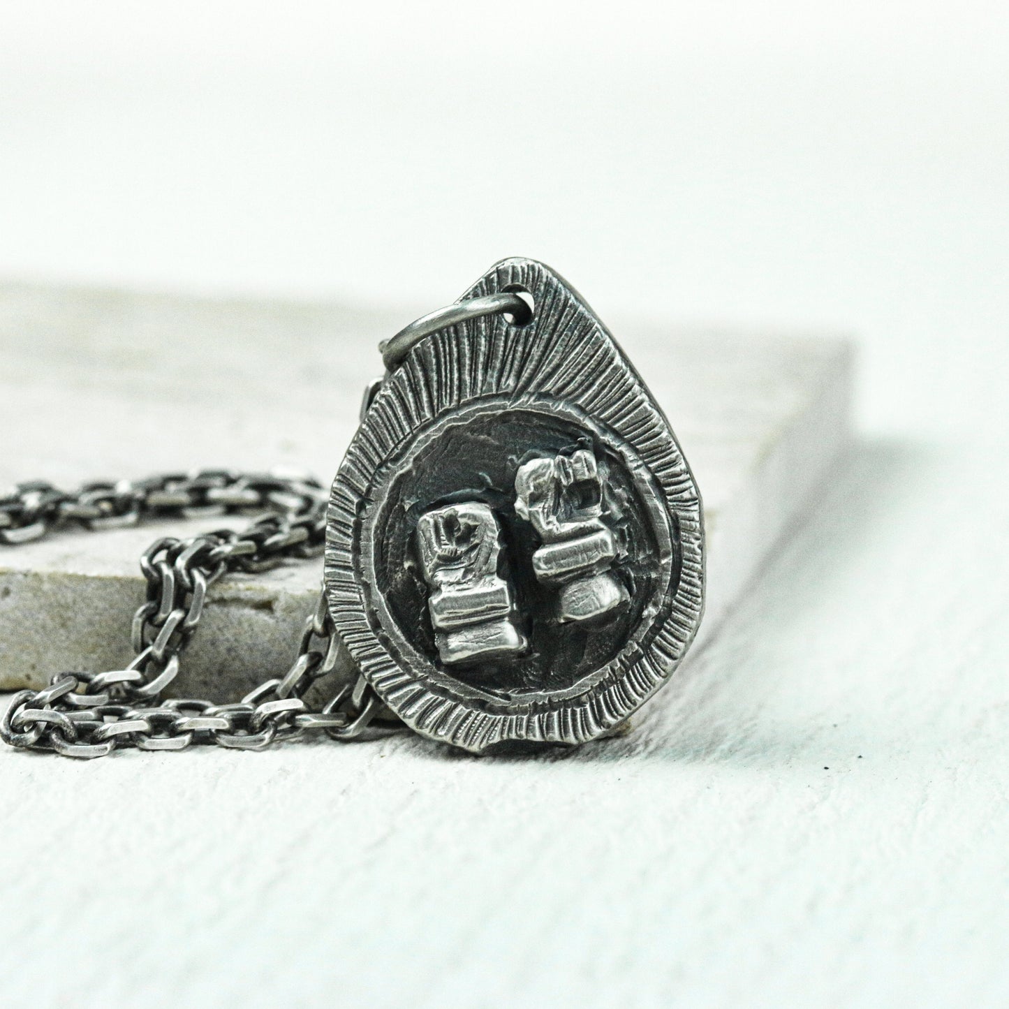 Pharaoh¡¯s Mask Egyptian Amulet - Handcrafted in 925 Silver