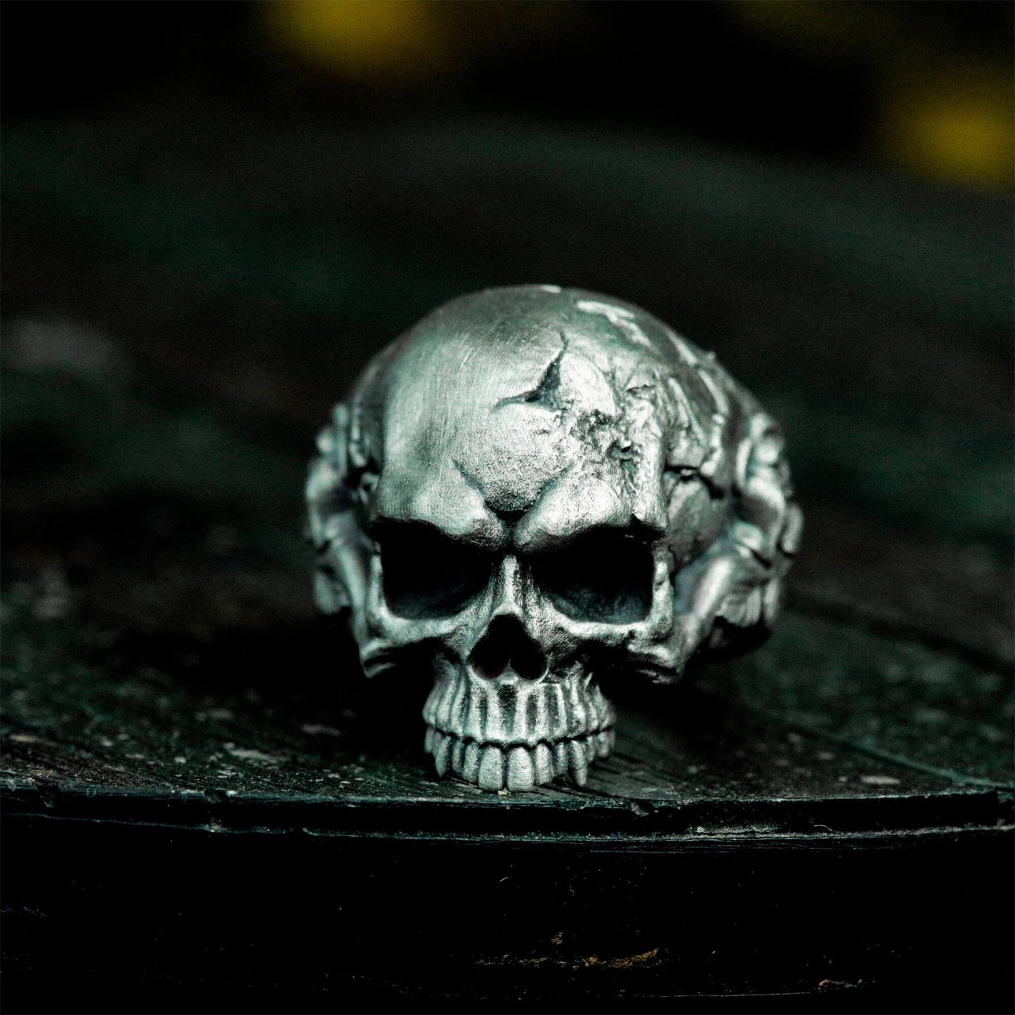 Cracked Skull Rose Ring ¨C Handmade 925 Silver Gothic Bone Band
