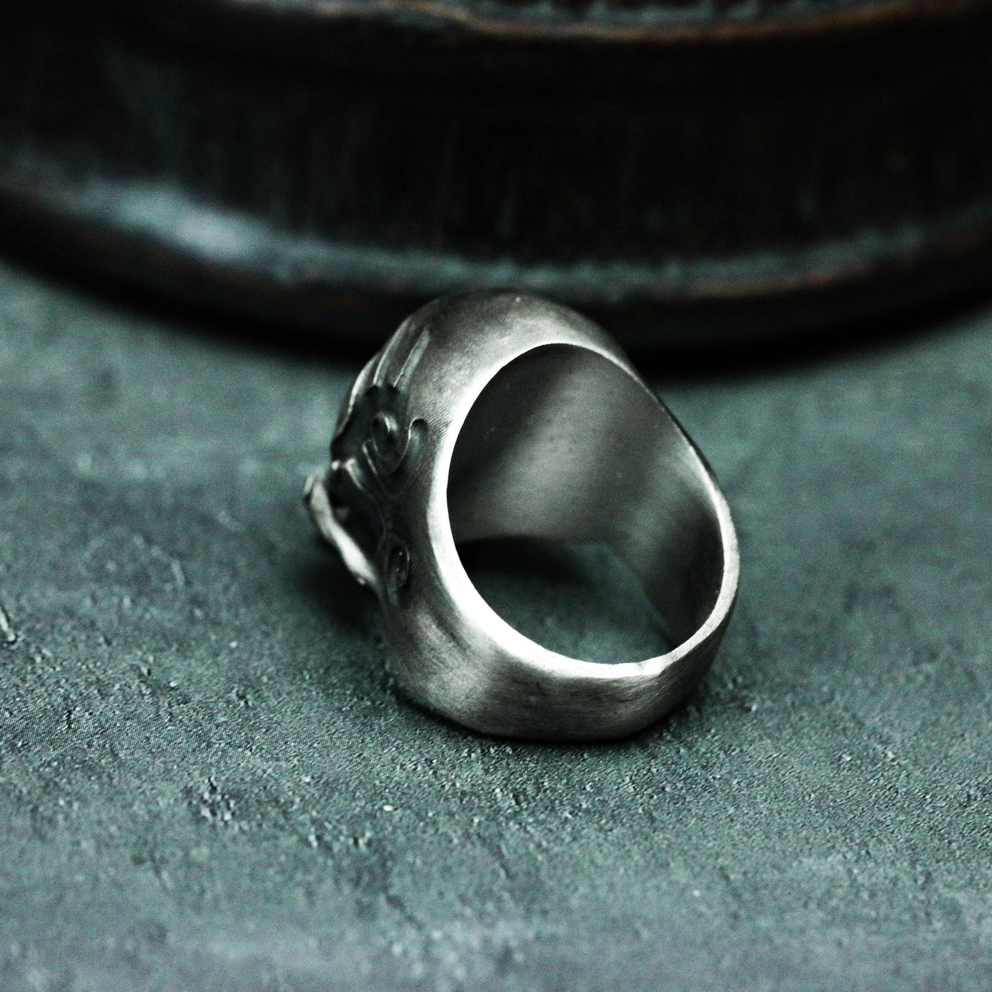 Motorcyclist Skull Ring ¨C Handmade 925 Silver Street Biker Band