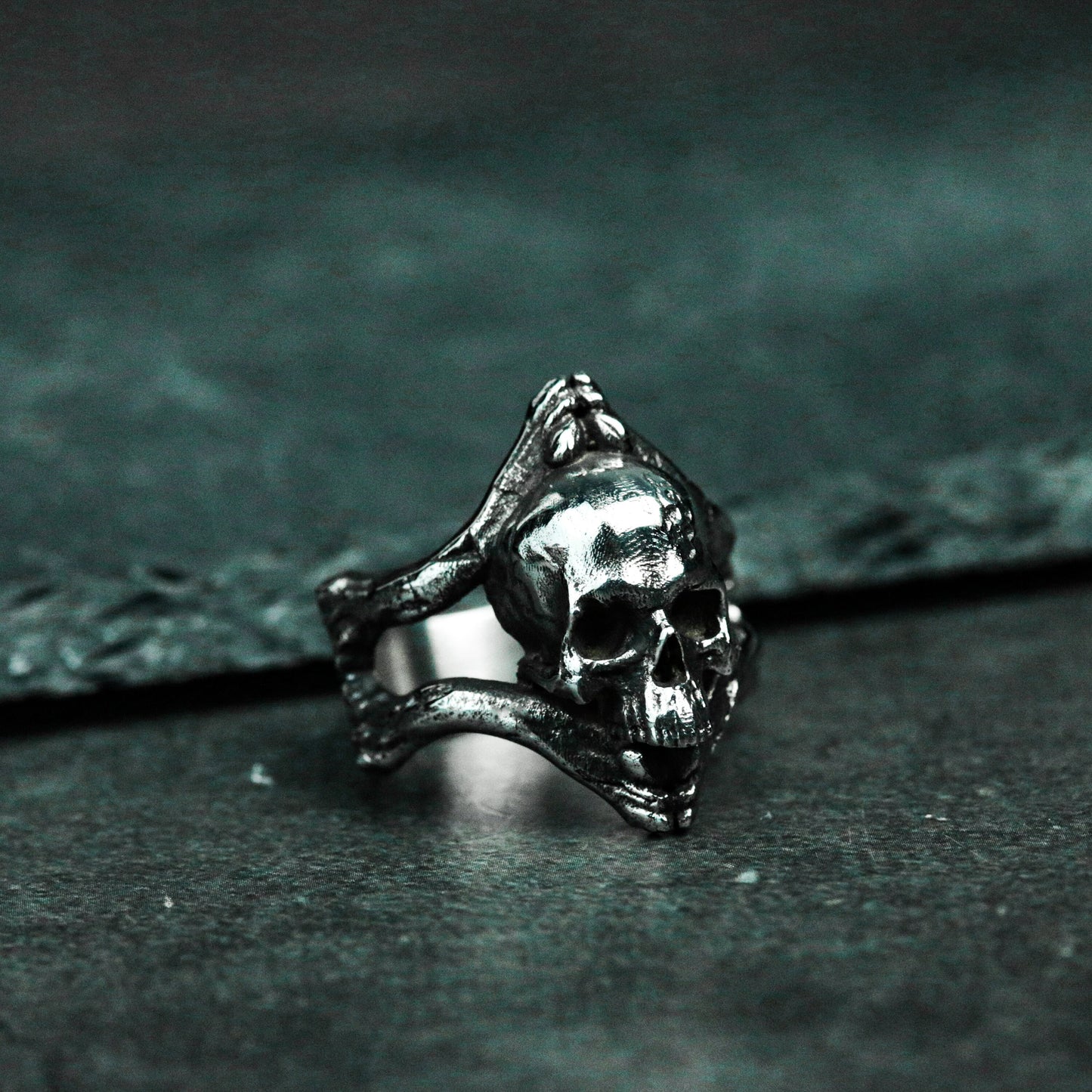Skull Bite Ring - 925 Silver Handmade Edgy Design