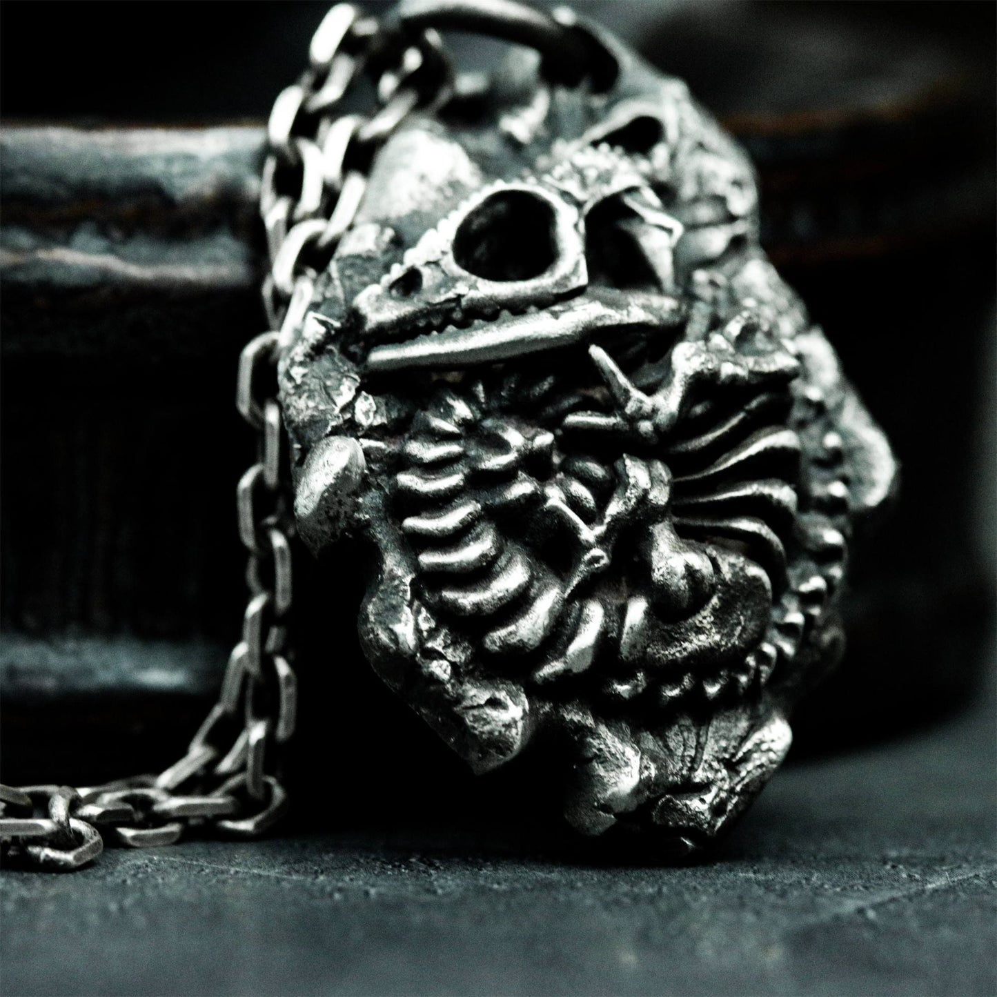 Chameleon Fossil Pendant with Skull and Spine Detail ¨C 925 Sterling Silver Handmade
