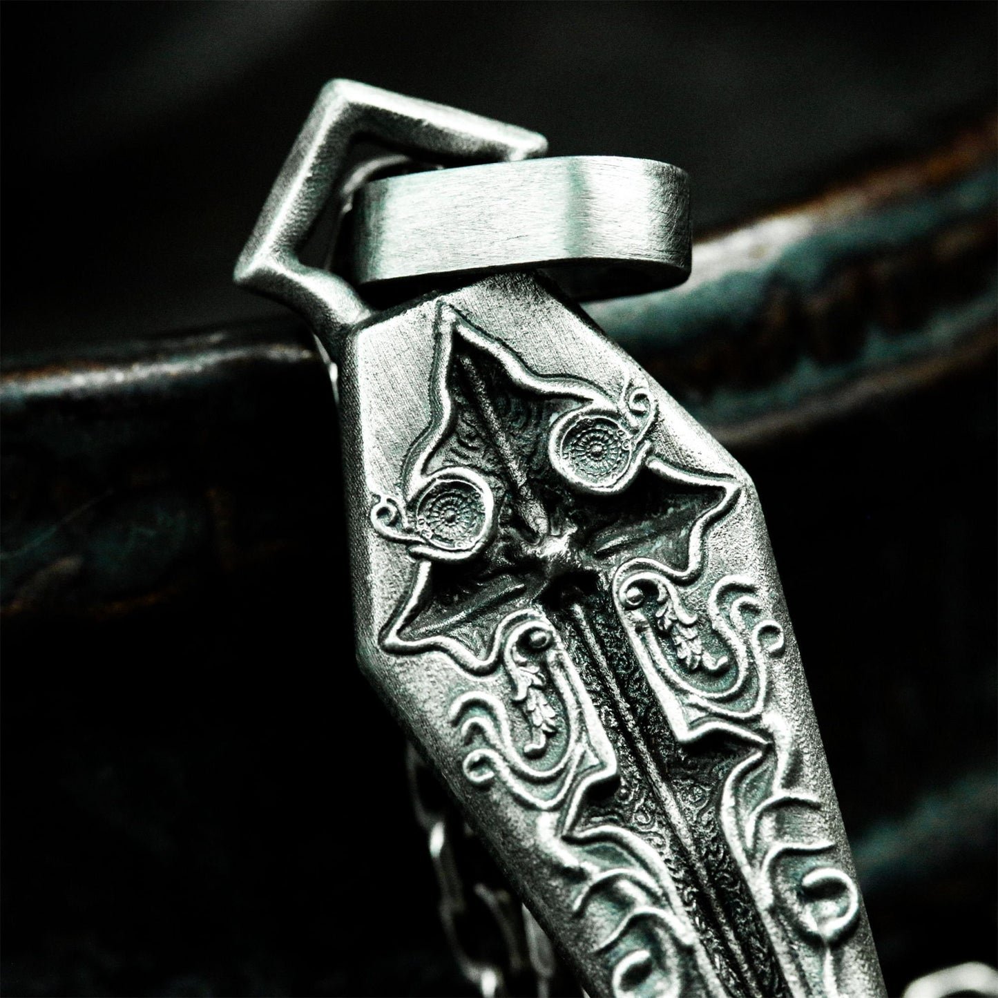 Gothic Coffin Pendant with Ornate Carvings ¨C 925 Sterling Silver Handmade