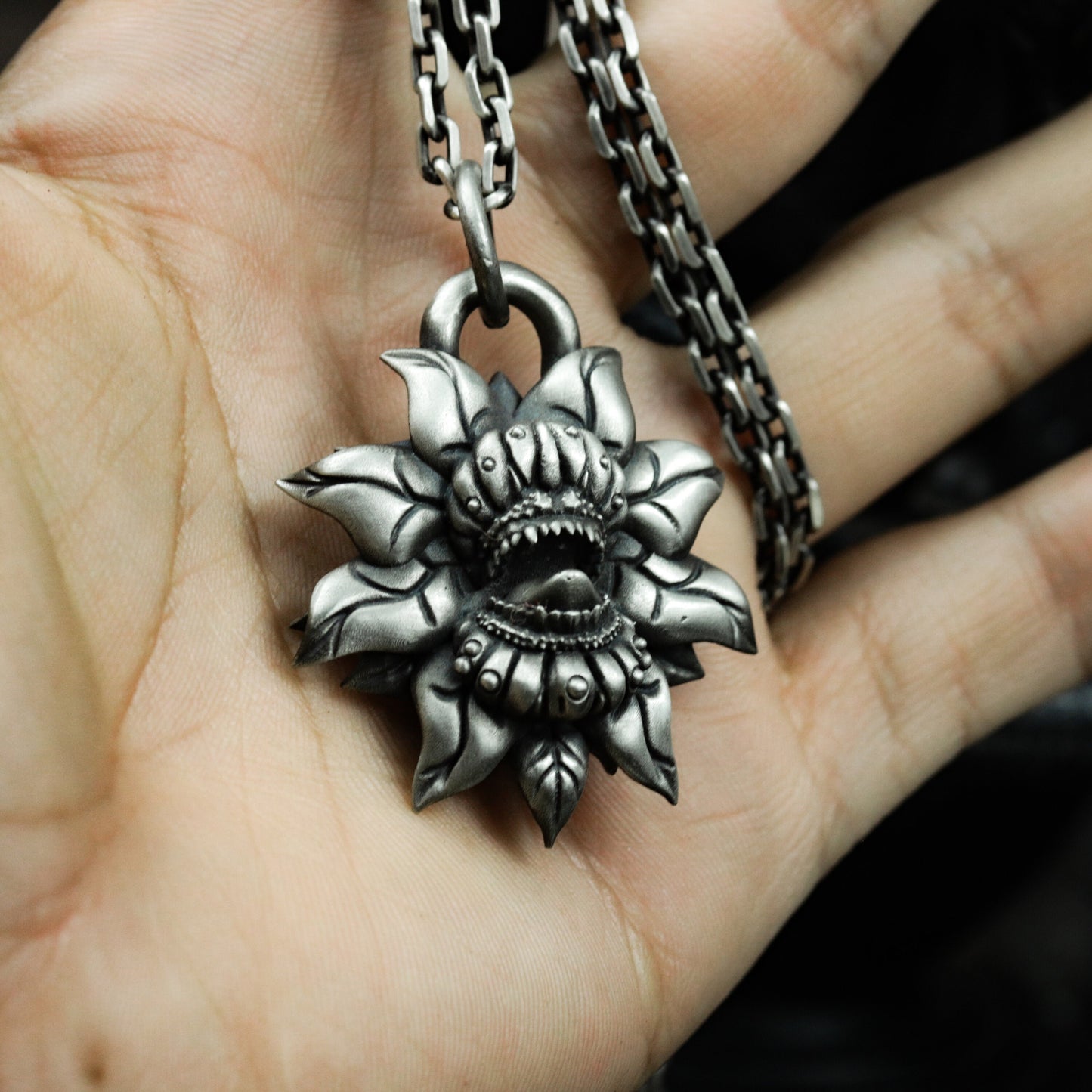 Venus Flytrap Pendant - 925 Silver Handmade Carnivorous Bloom