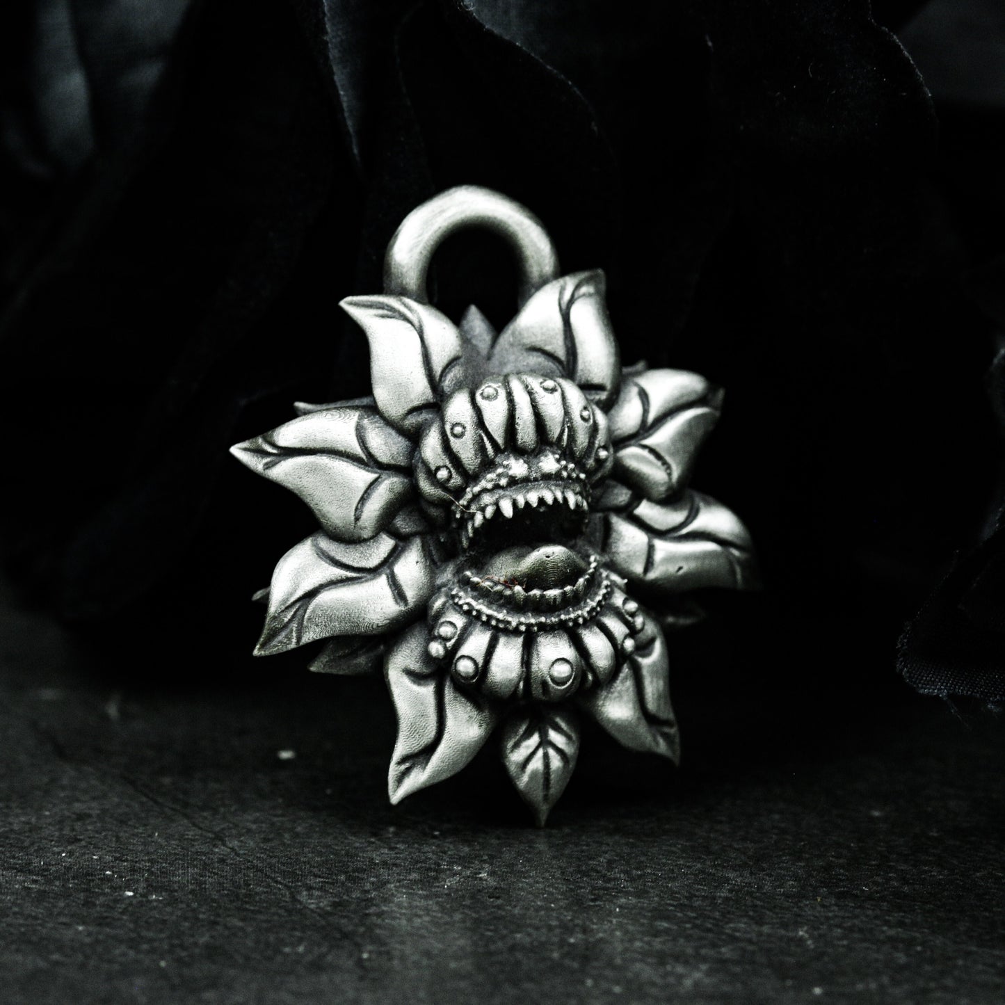 Venus Flytrap Pendant - 925 Silver Handmade Carnivorous Bloom