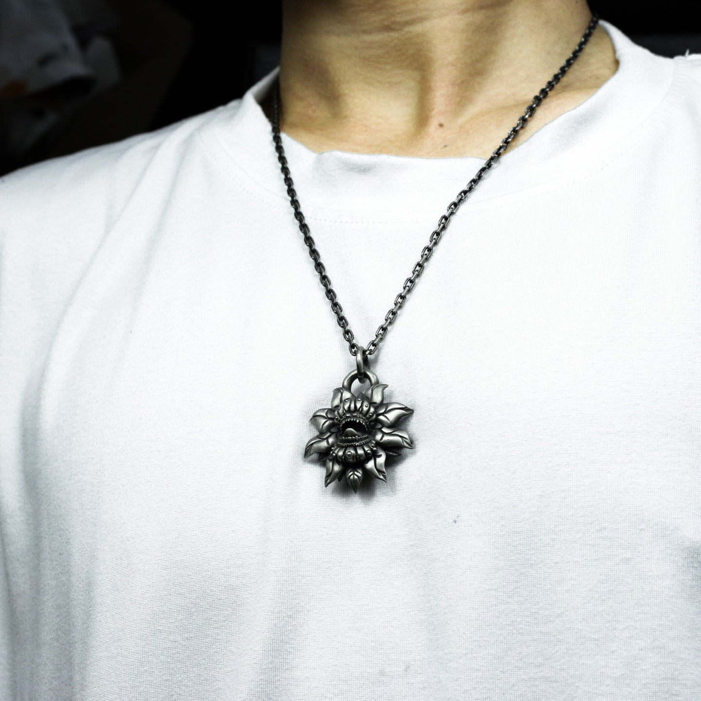 Venus Flytrap Pendant - 925 Silver Handmade Carnivorous Bloom