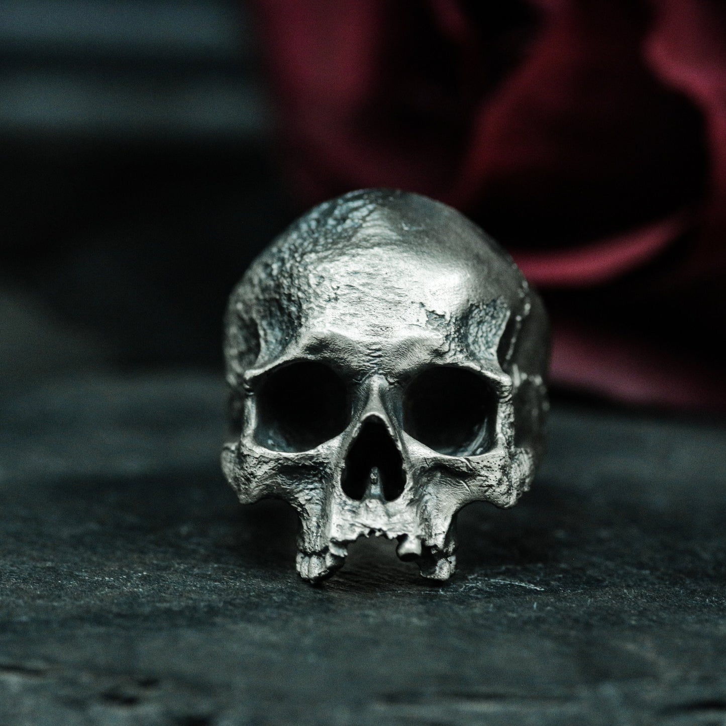 Cracked Jawless Skull Ring ¨C Handmade 925 Silver Fragmented Bone Band