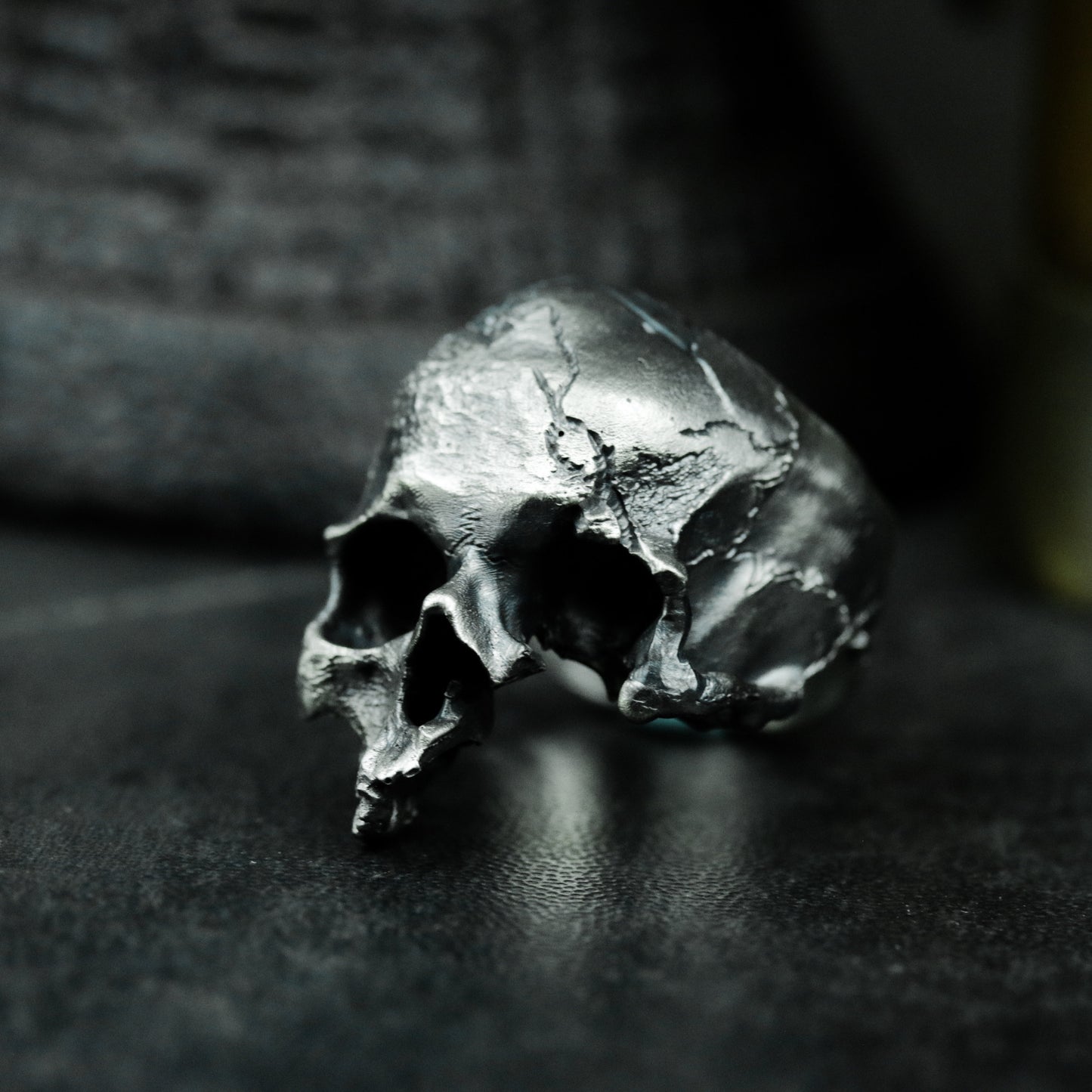 Cracked Skull Ring - 925 Silver Handmade Wounded Symbol