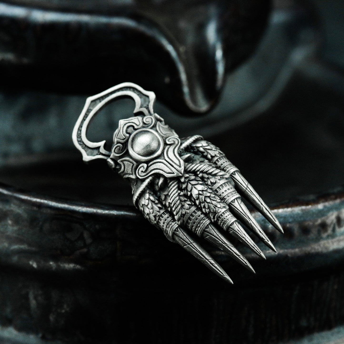 Engraved Paw Pendant with Patterned Claws - 925 Sterling Silver Handmade