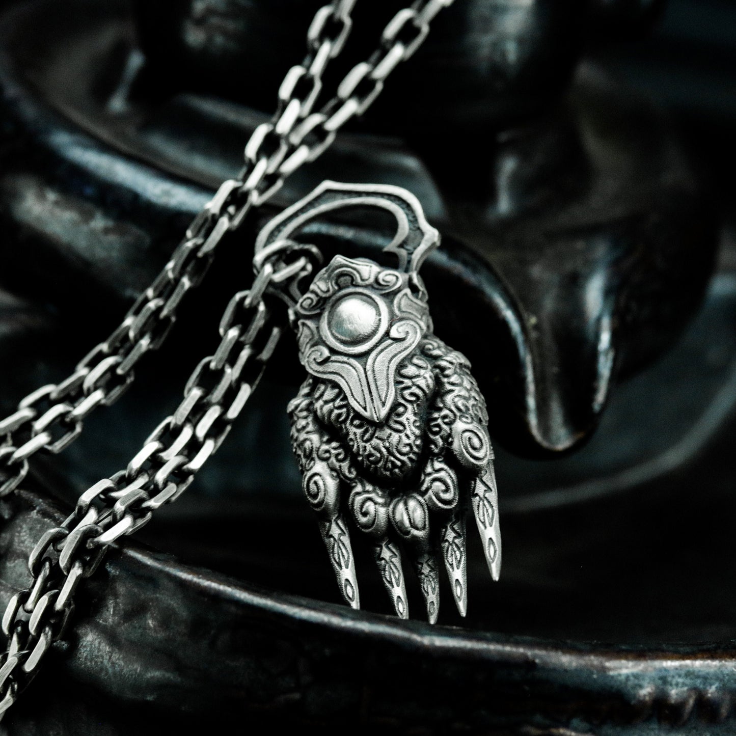 Engraved Paw Pendant with Patterned Claws - 925 Sterling Silver Handmade
