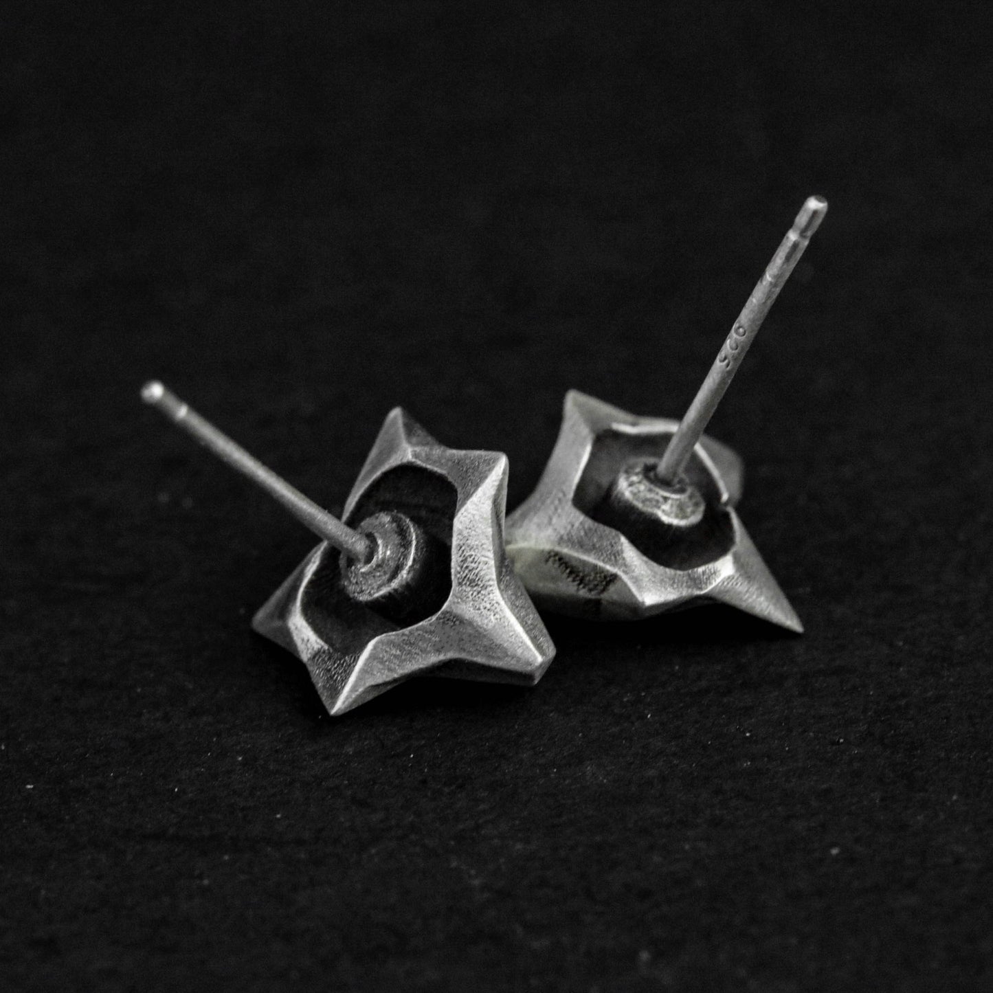 Minimal Fox Stud Earrings - 925 Silver Handmade