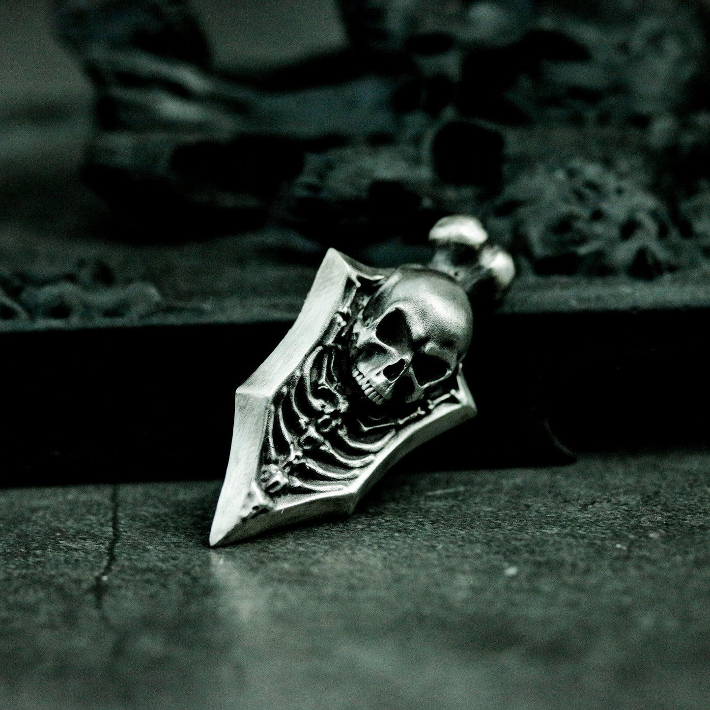 Web Shield Skull Pendant ¨C Handmade 925 Silver Gothic Emblem Necklace