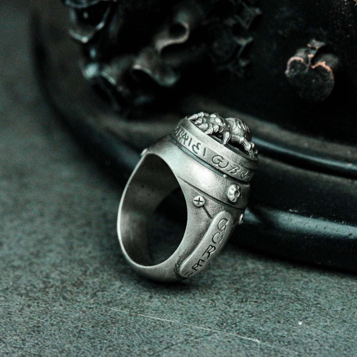 Spider Ring ¨C Handmade 925 Silver Punk Arachnid Band