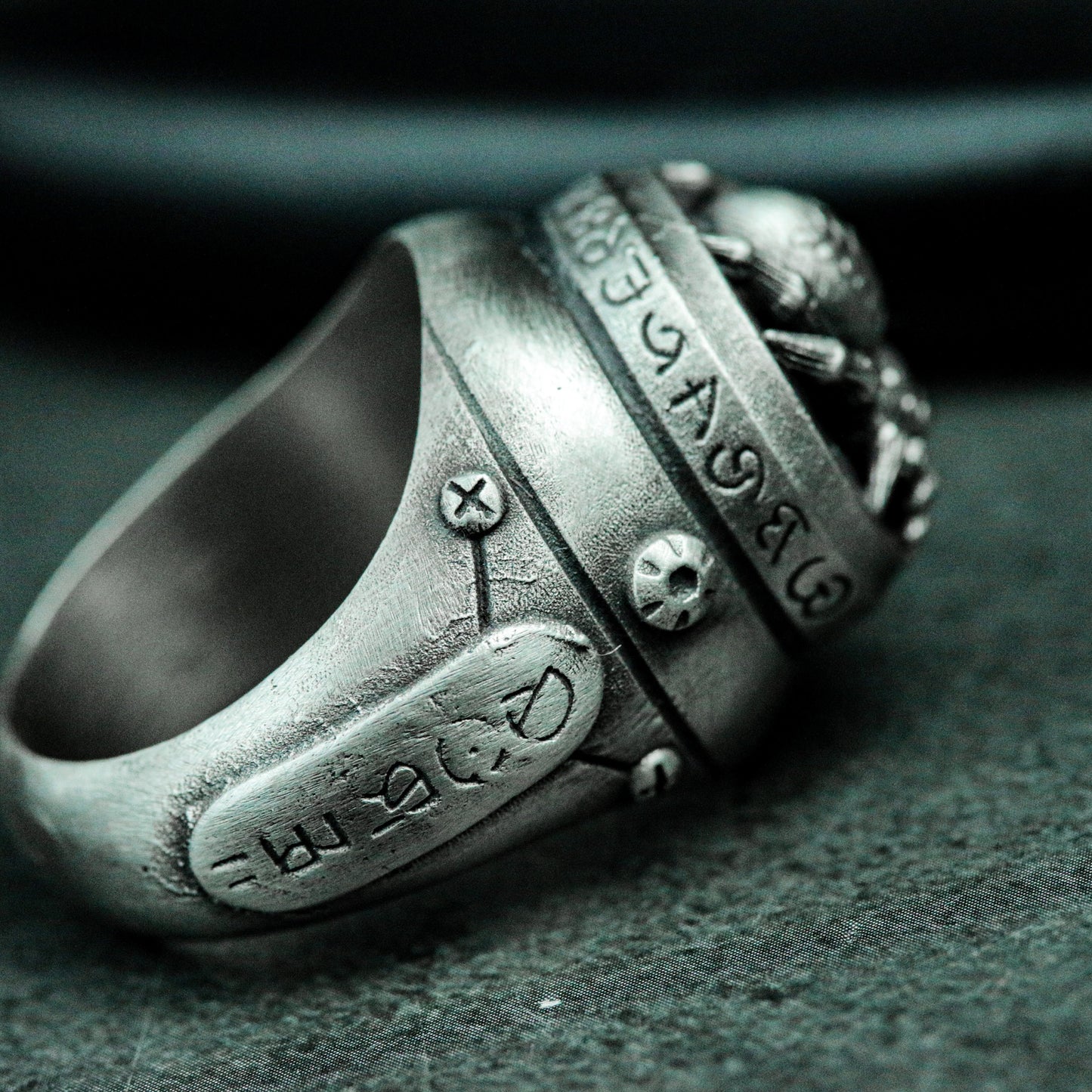 Spider Ring ¨C Handmade 925 Silver Punk Arachnid Band