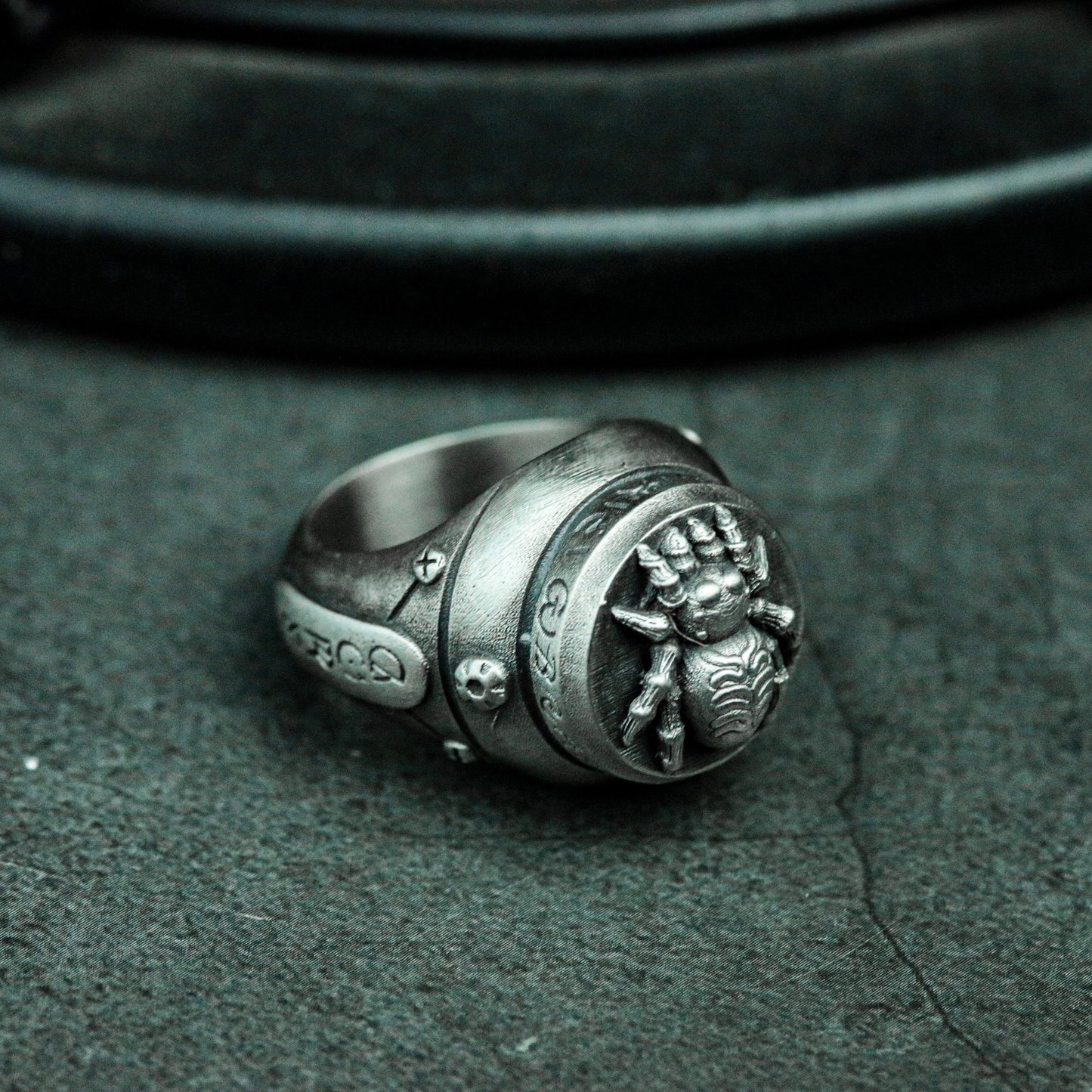 Spider Ring ¨C Handmade 925 Silver Punk Arachnid Band
