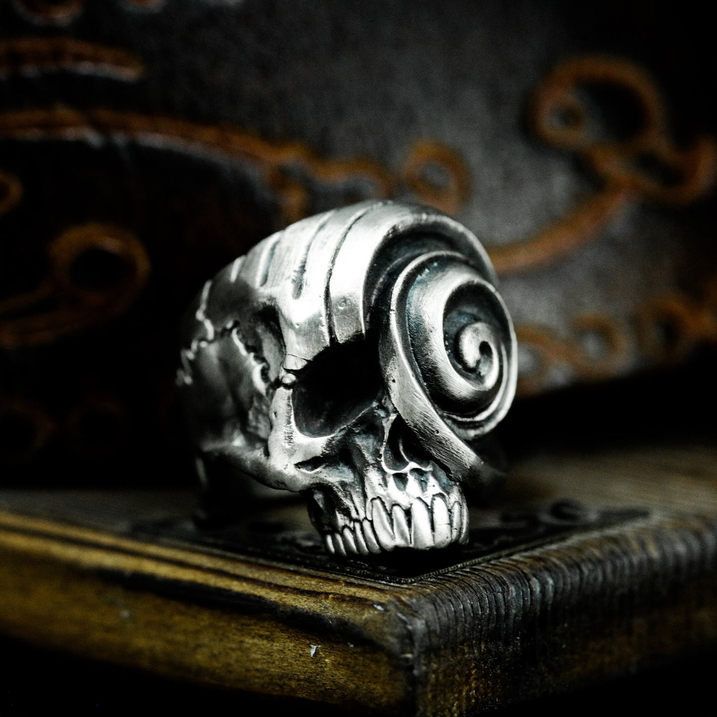 One-Eyed Swirl Skull Ring - 925 Silver Handmade