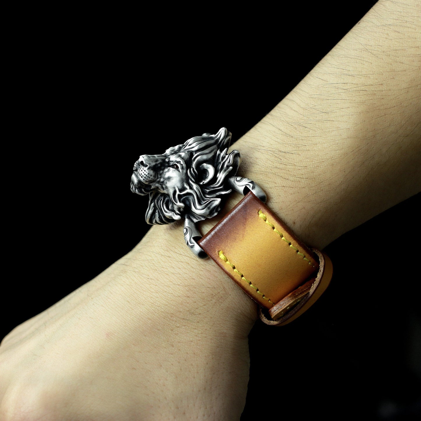 Lion Head Bracelet ¨C Handmade 925 Silver King of Jungle Wristband