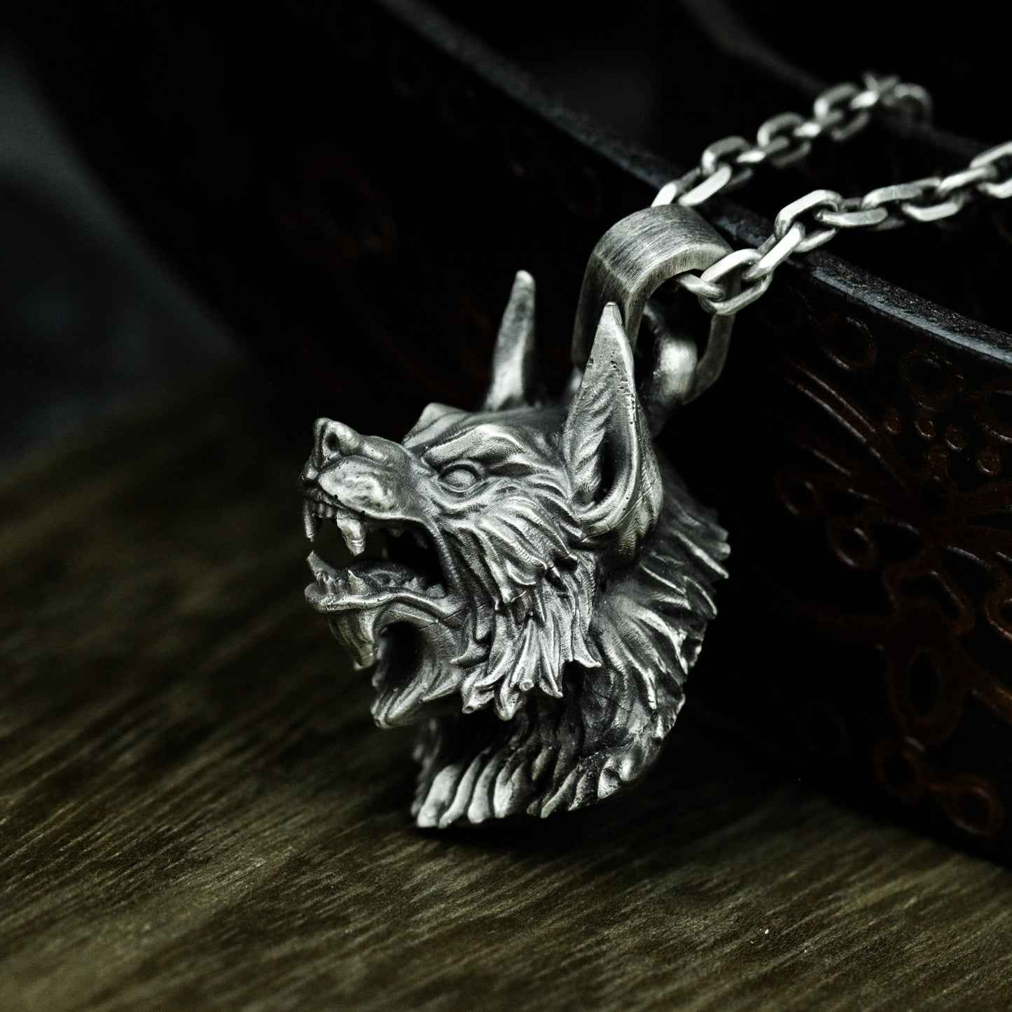 Wild Wolf King Pendant - 925 Silver Handmade