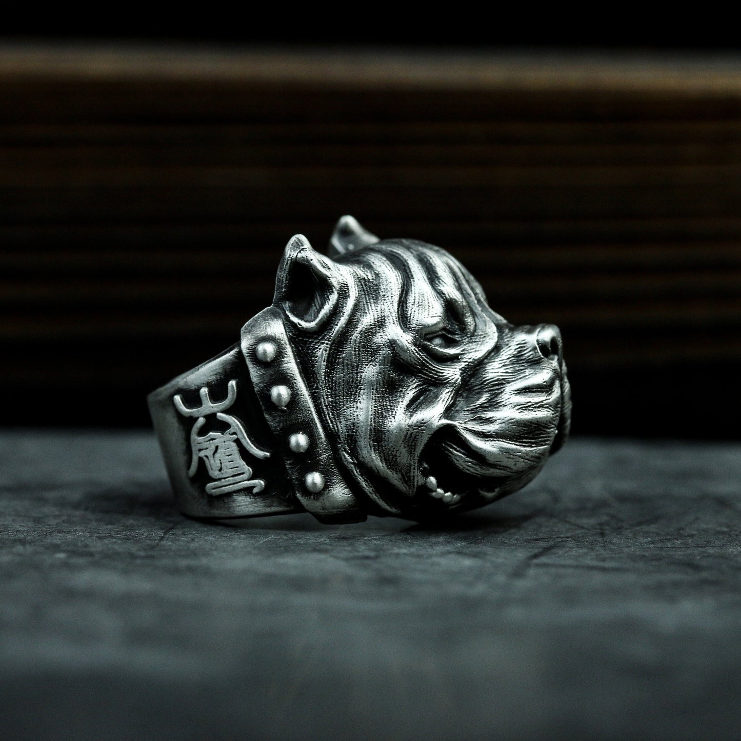 Bulldog Ring - 925 Silver Handmade Wrinkled Warrior
