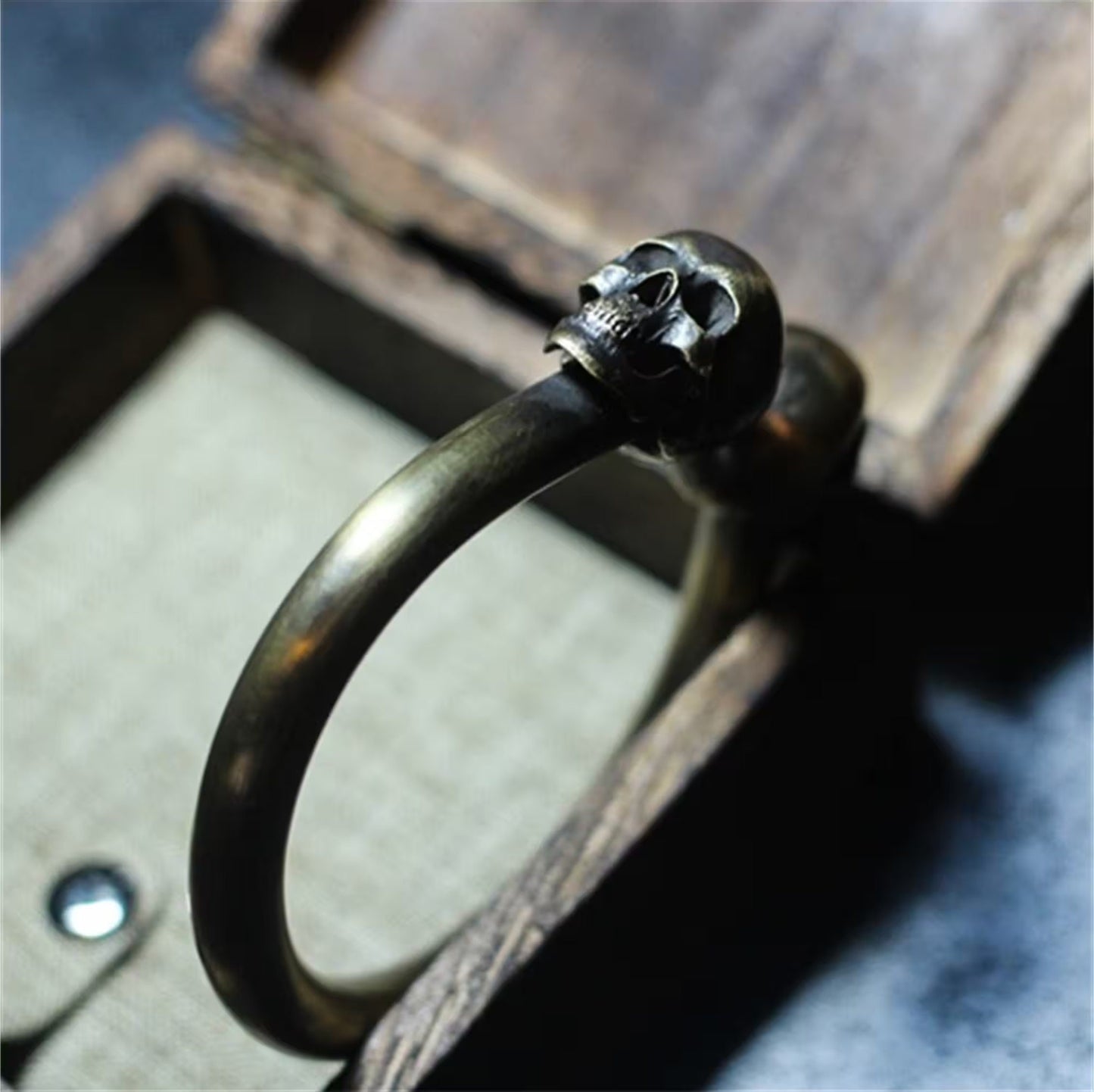 Twin Skull Torque Bracelet ¨C 925 Sterling Silver Handmade