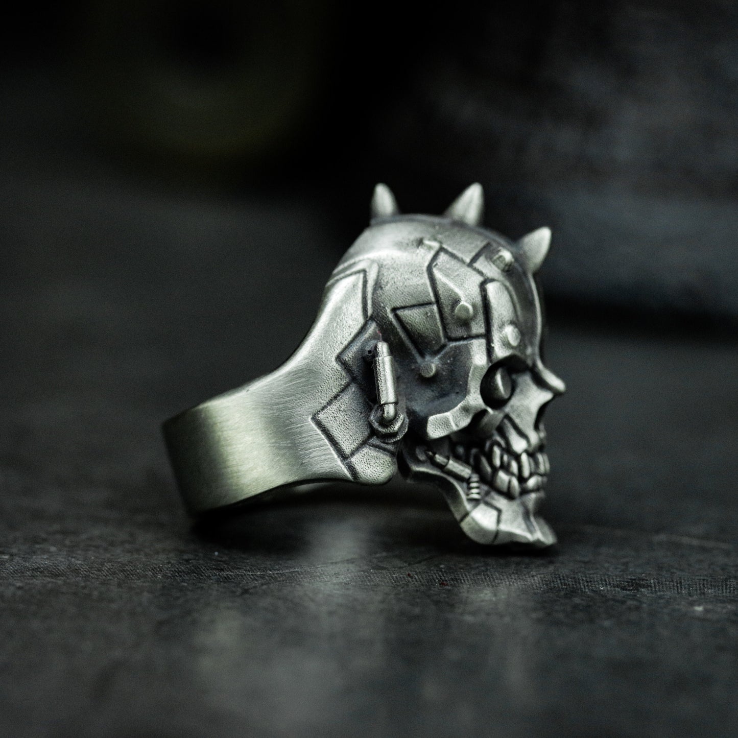 Robot Skull Ring with Cyberpunk Detail ¨C 925 Sterling Silver Handmade