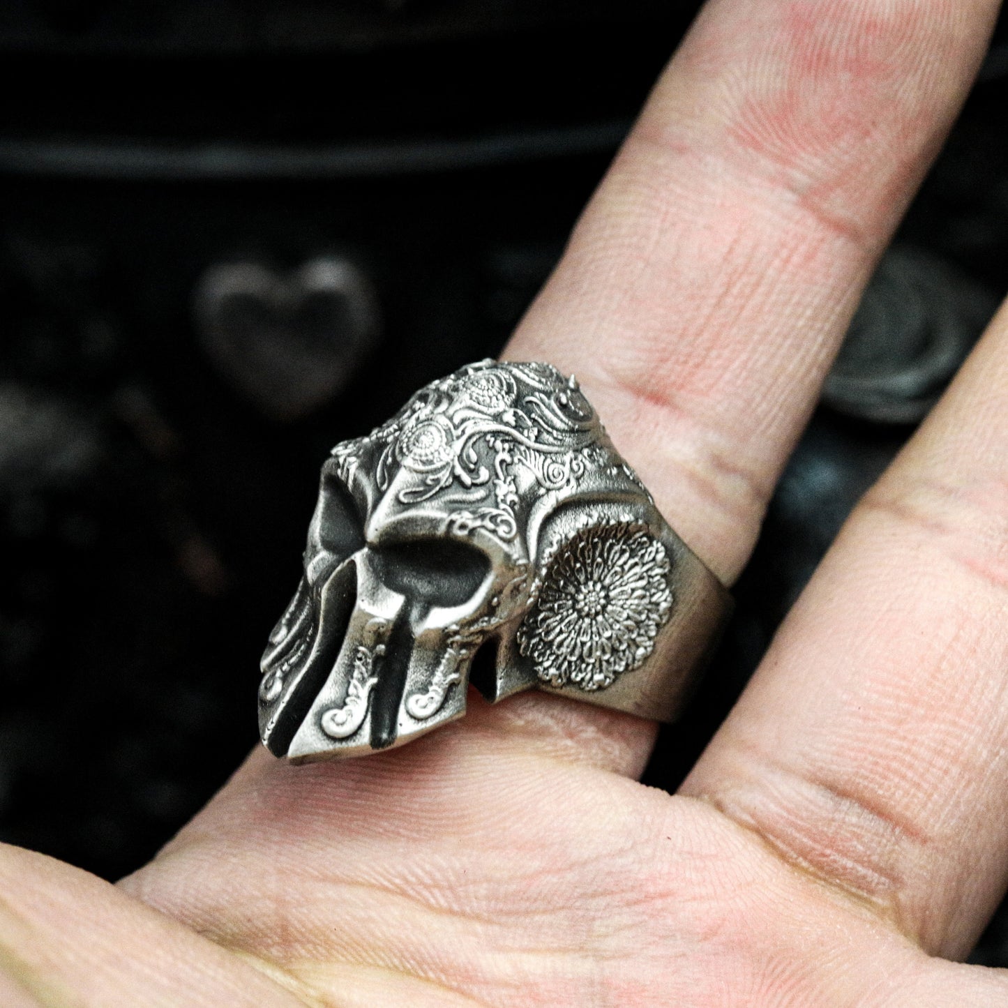 Knight Helmet Ring with Engraved Crest ¨C 925 Sterling Silver Handmade