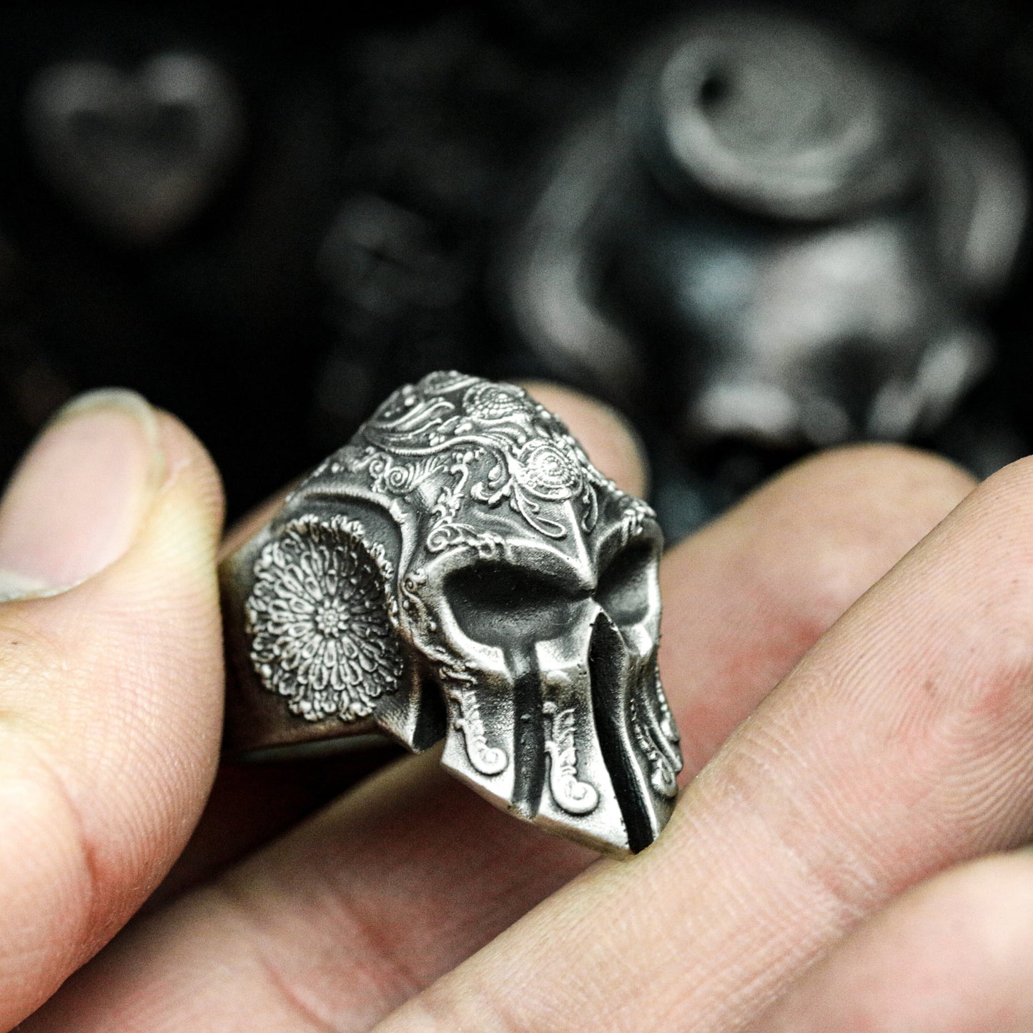 Knight Helmet Ring with Engraved Crest ¨C 925 Sterling Silver Handmade