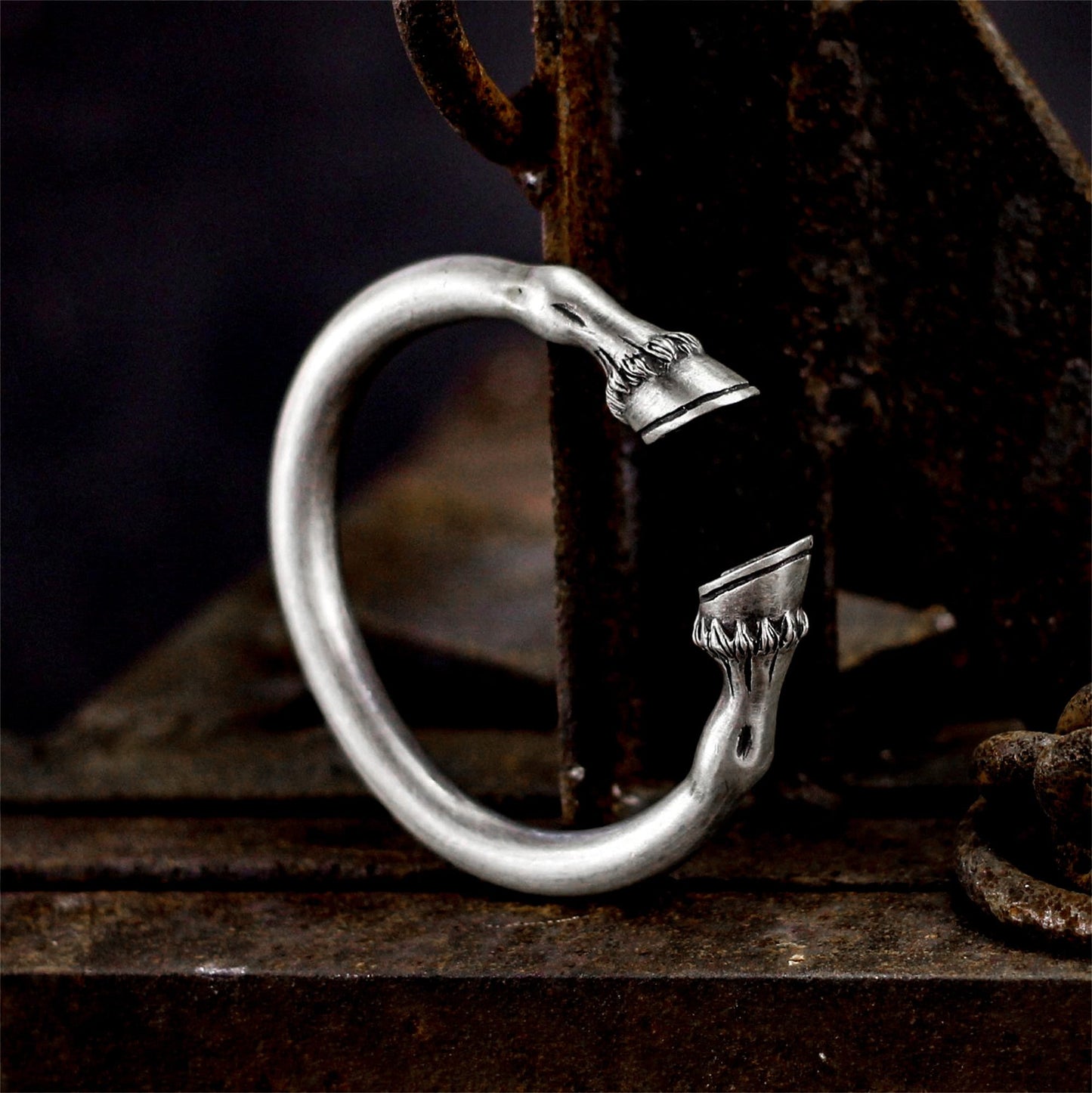 Bone Claw Bracelet ¨C Handmade 925 Silver Gothic Fang Cuff