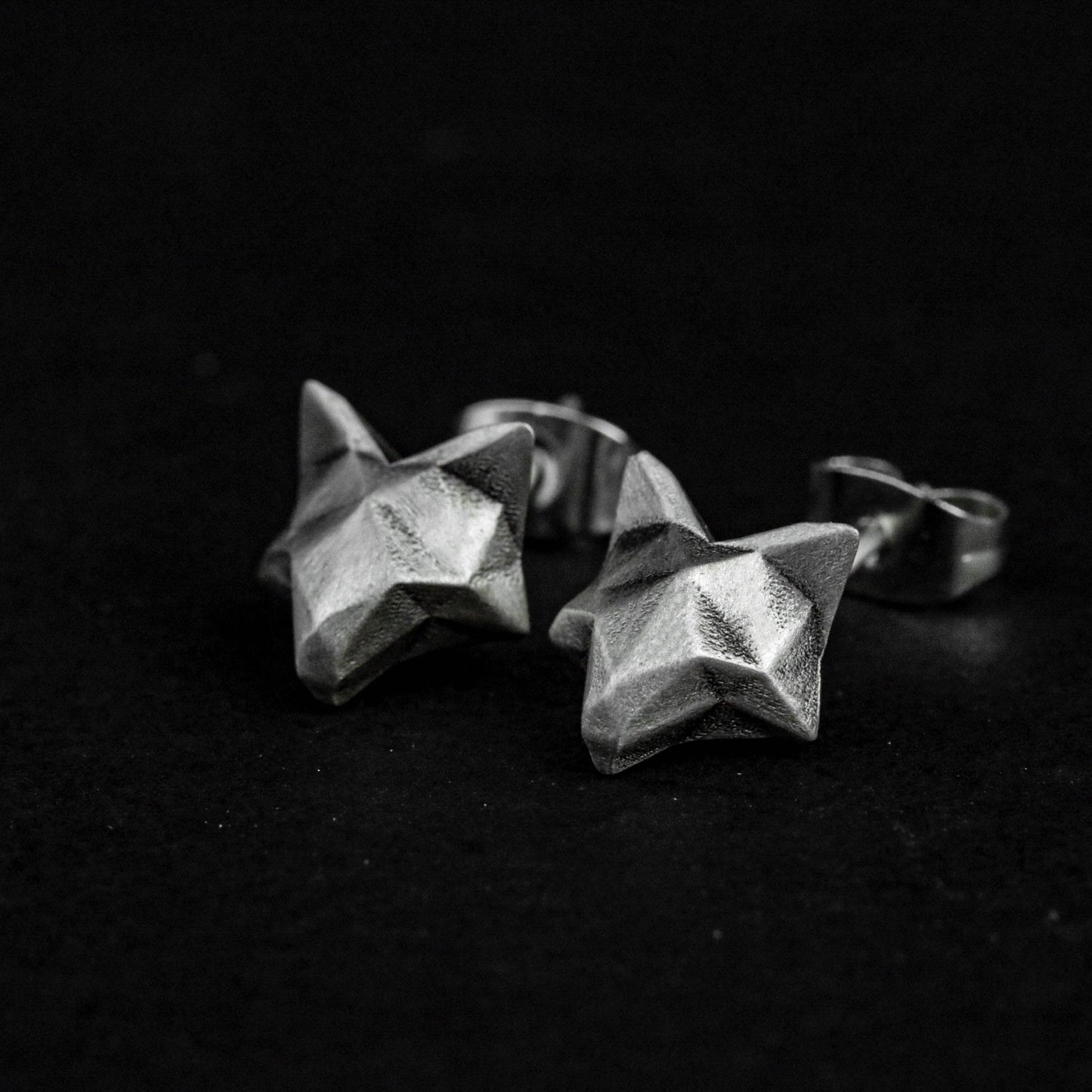 Minimal Fox Stud Earrings - 925 Silver Handmade