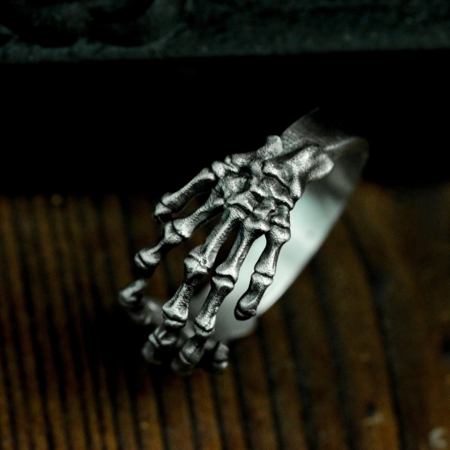 Bone Hand Ring ¨C Handmade 925 Silver Skeletal Grip Band