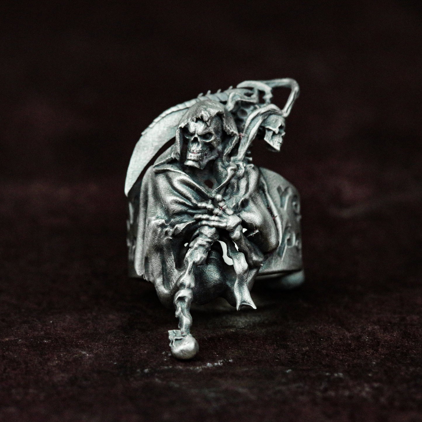Death Knight Ring with Cloak and Blade ¨C 925 Sterling Silver Handmade