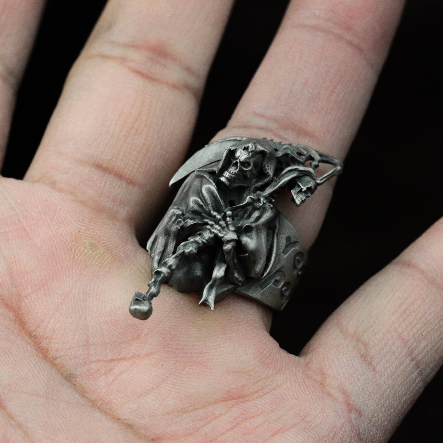 Death Knight Ring with Cloak and Blade ¨C 925 Sterling Silver Handmade