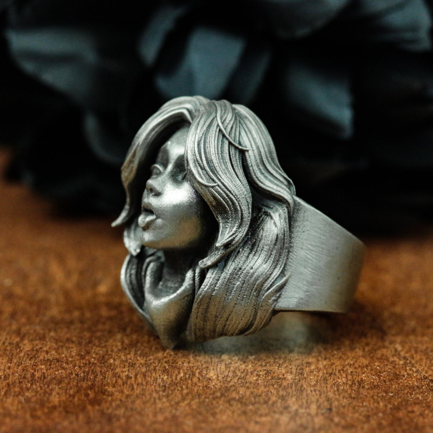 Blowing Woman Ring ¨C 925 Silver Handmade