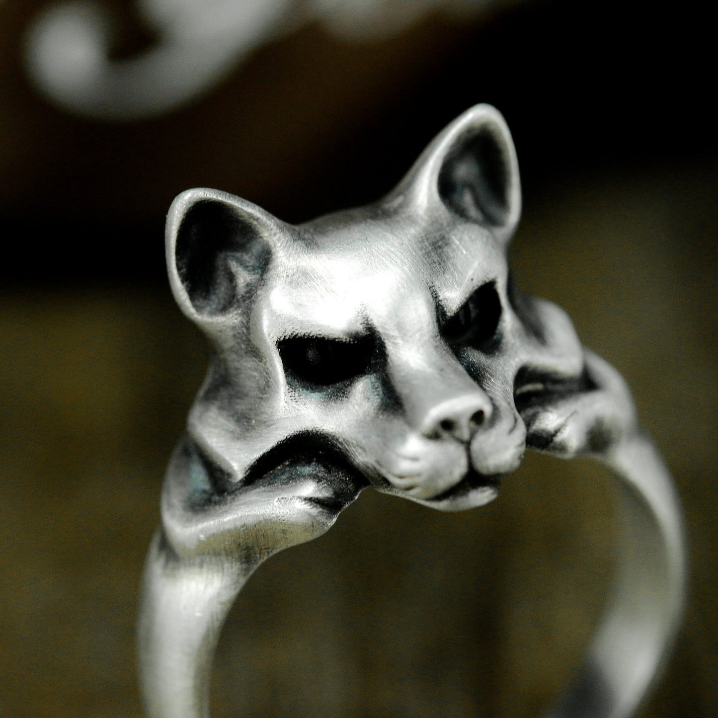 Wolf Skull Ring with Minimalist Form ¨C 925 Sterling Silver Handmade
