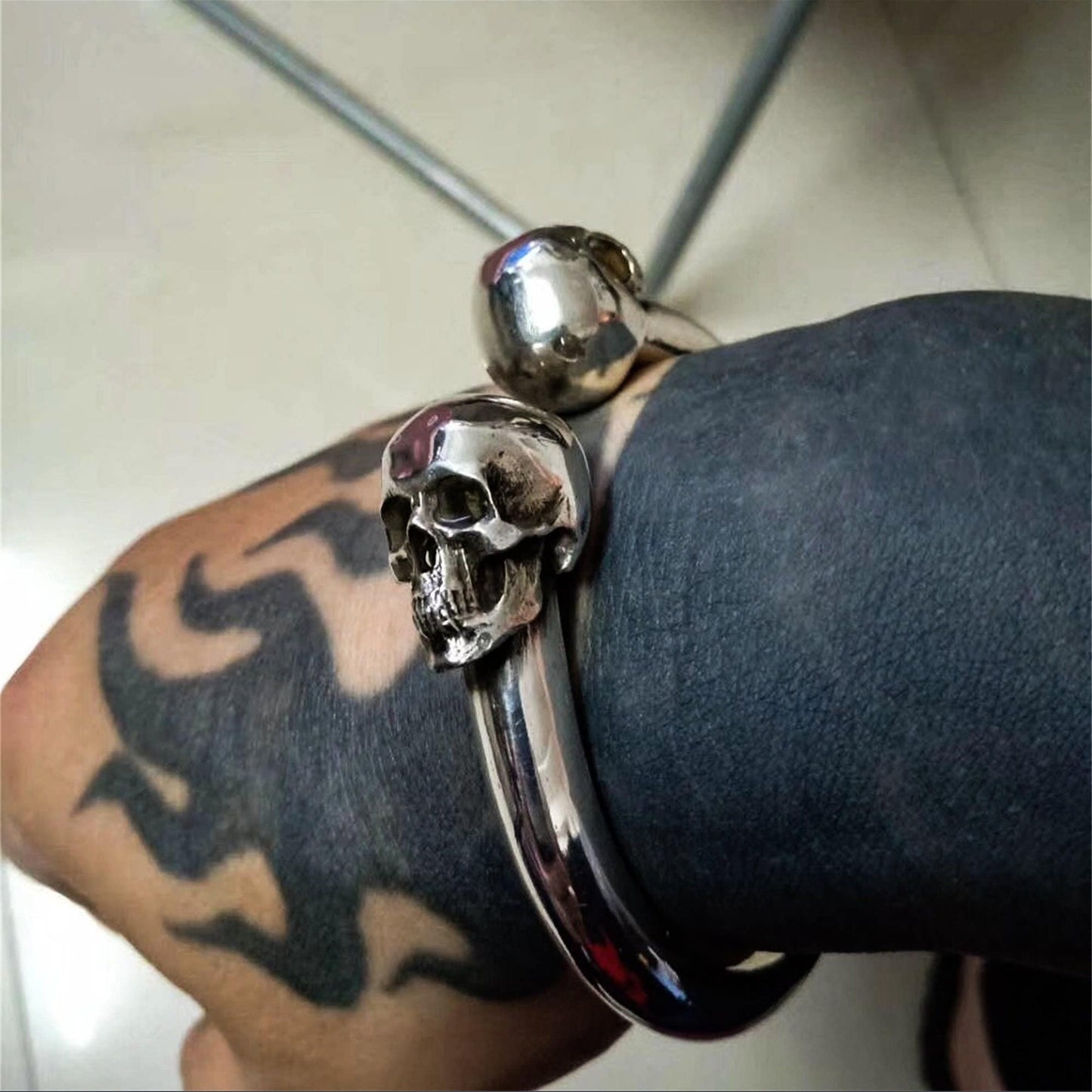 Twin Skull Torque Bracelet ¨C 925 Sterling Silver Handmade