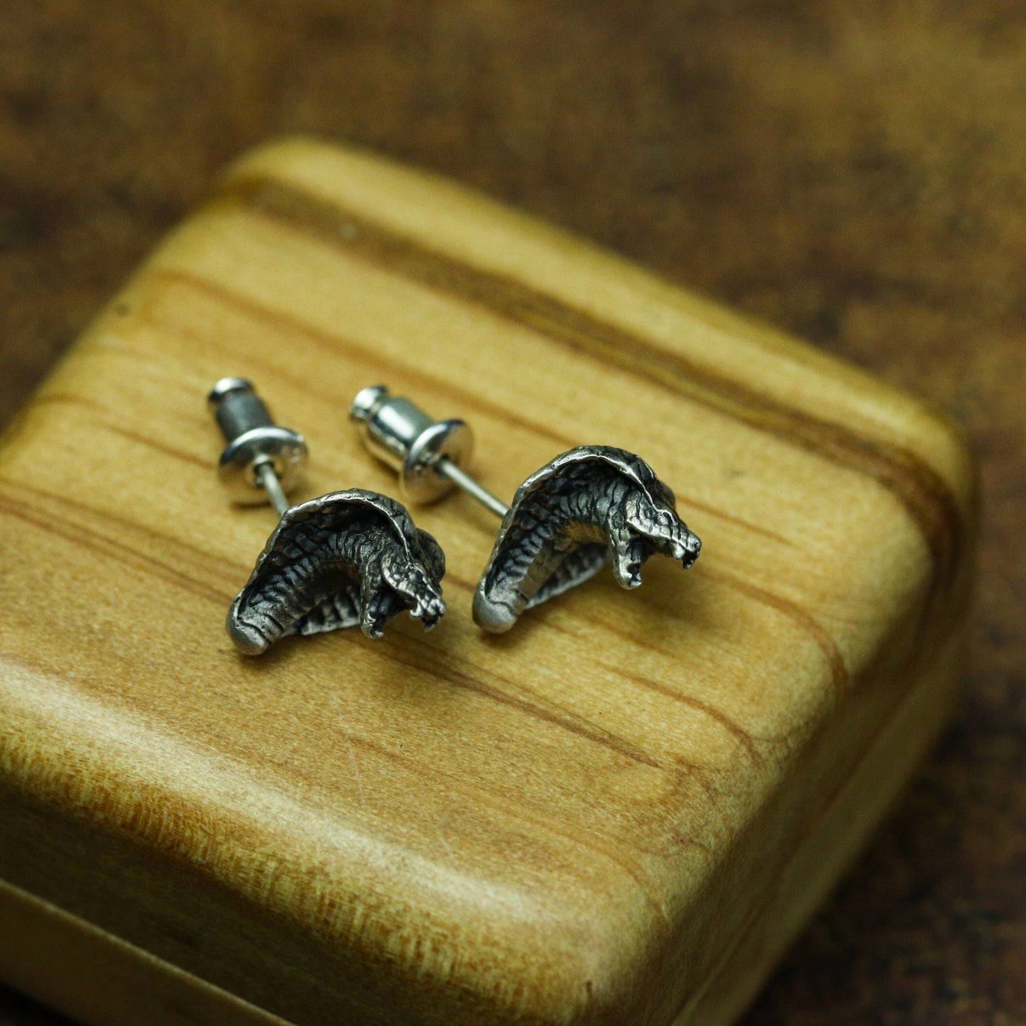 Cobra Head Stud Earrings ¨C 925 Sterling Silver Handmade