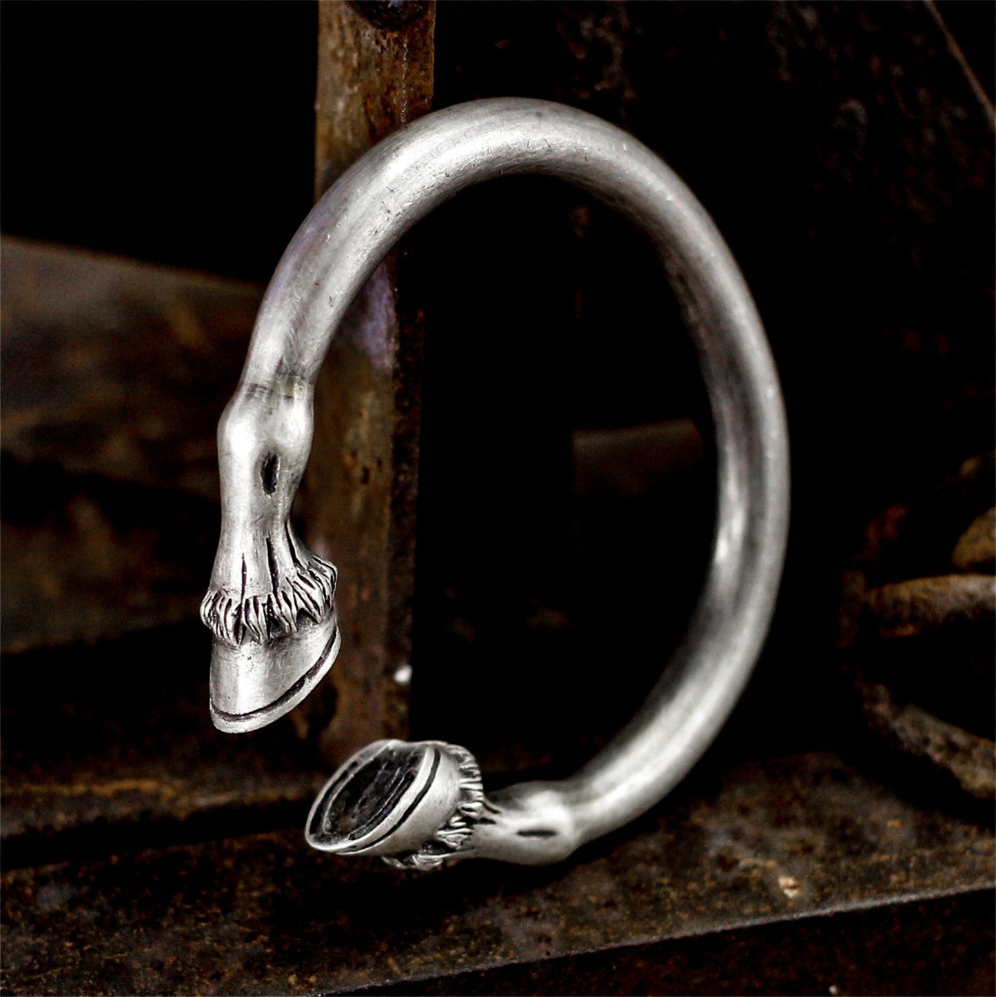 Bone Claw Bracelet ¨C Handmade 925 Silver Gothic Fang Cuff