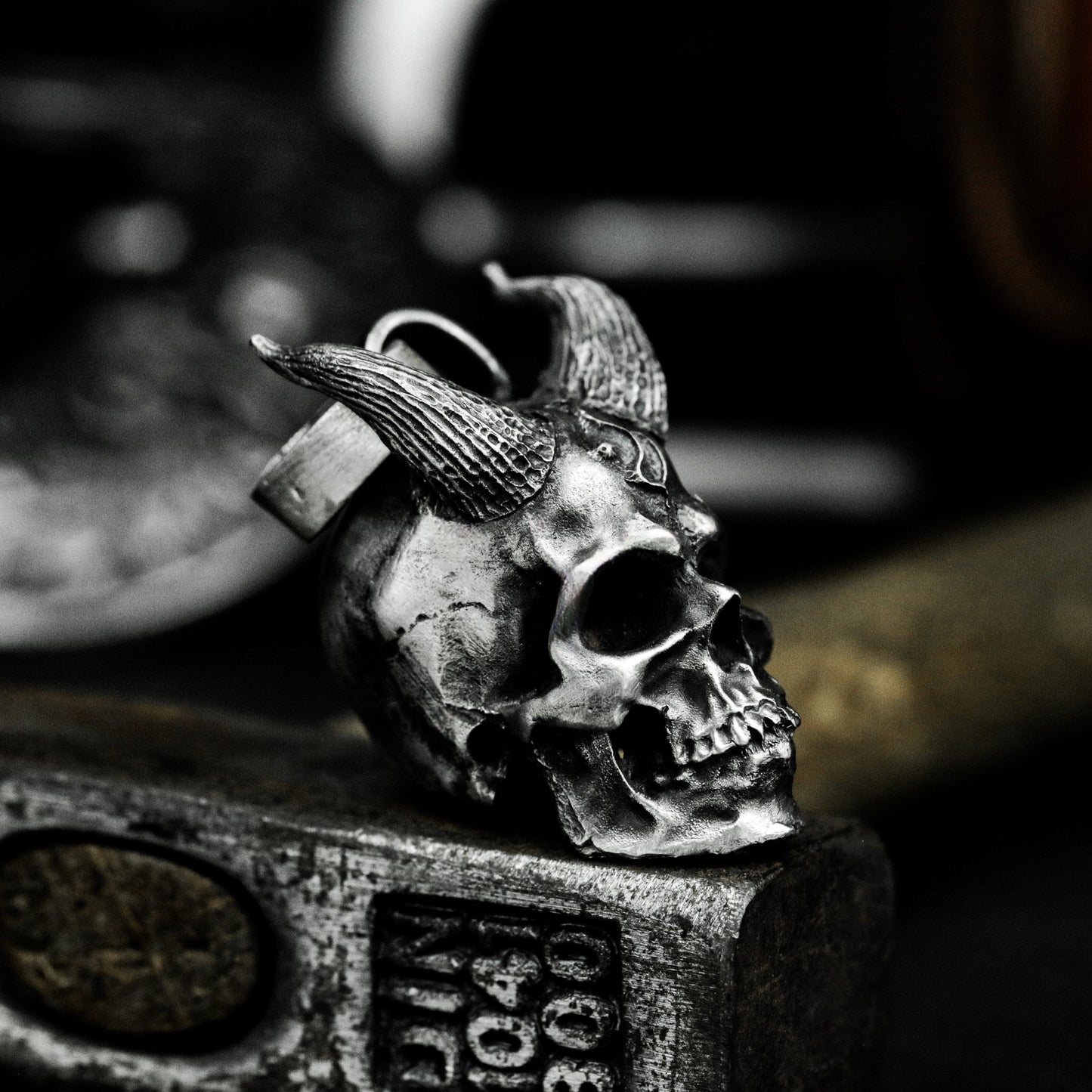 Hanging Demon Skull Pendant with Chain Suspension ¨C 925 Sterling Silver Handmade