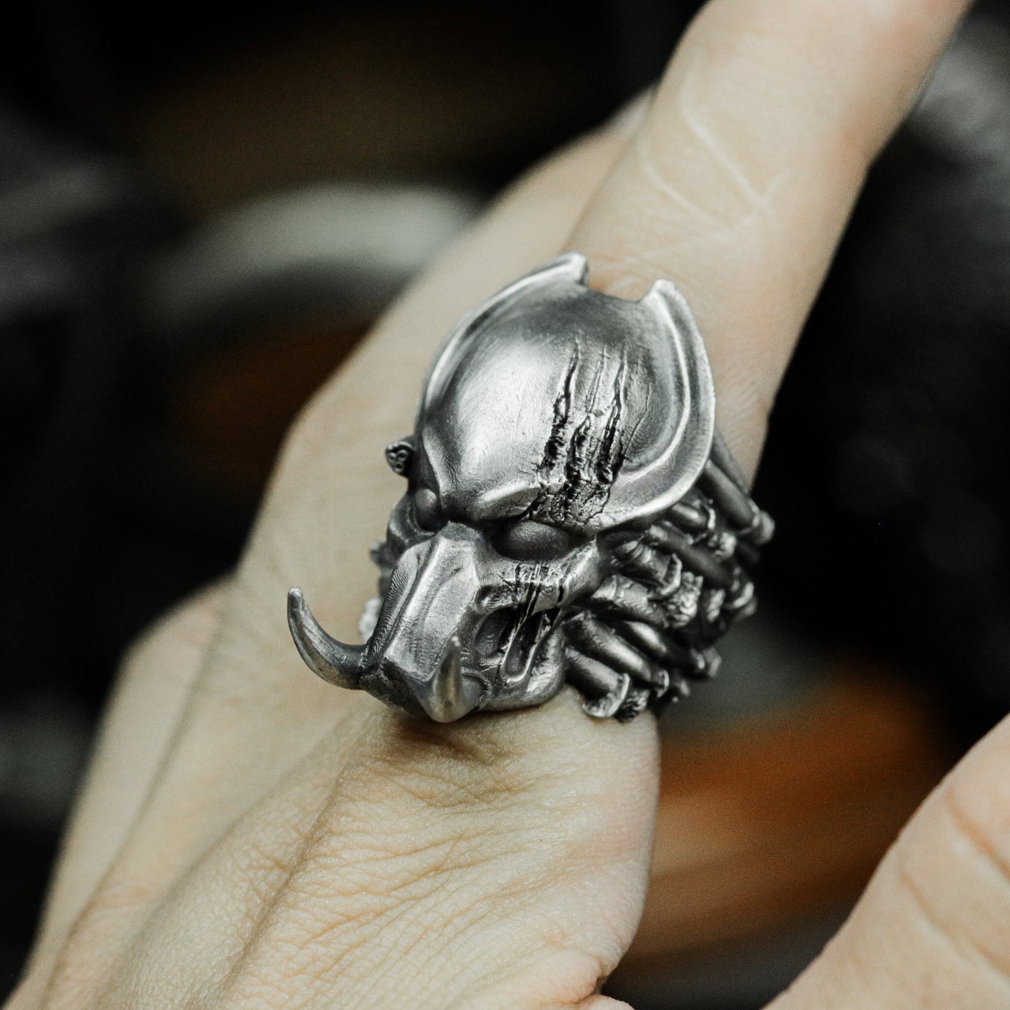 Alien Skull Ring with Spine Detail - 925 Sterling Silver Handmade