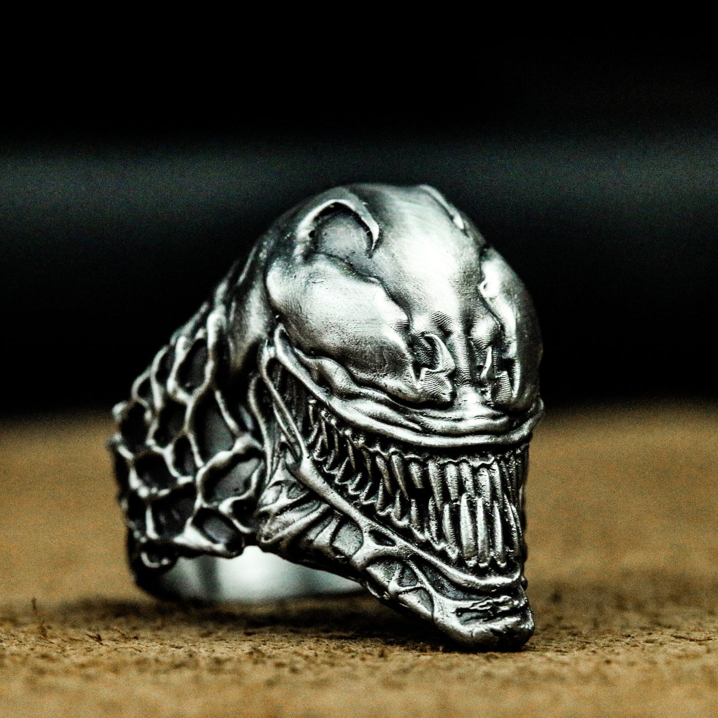 Venom Alien Skull Ring - 925 Silver Handmade