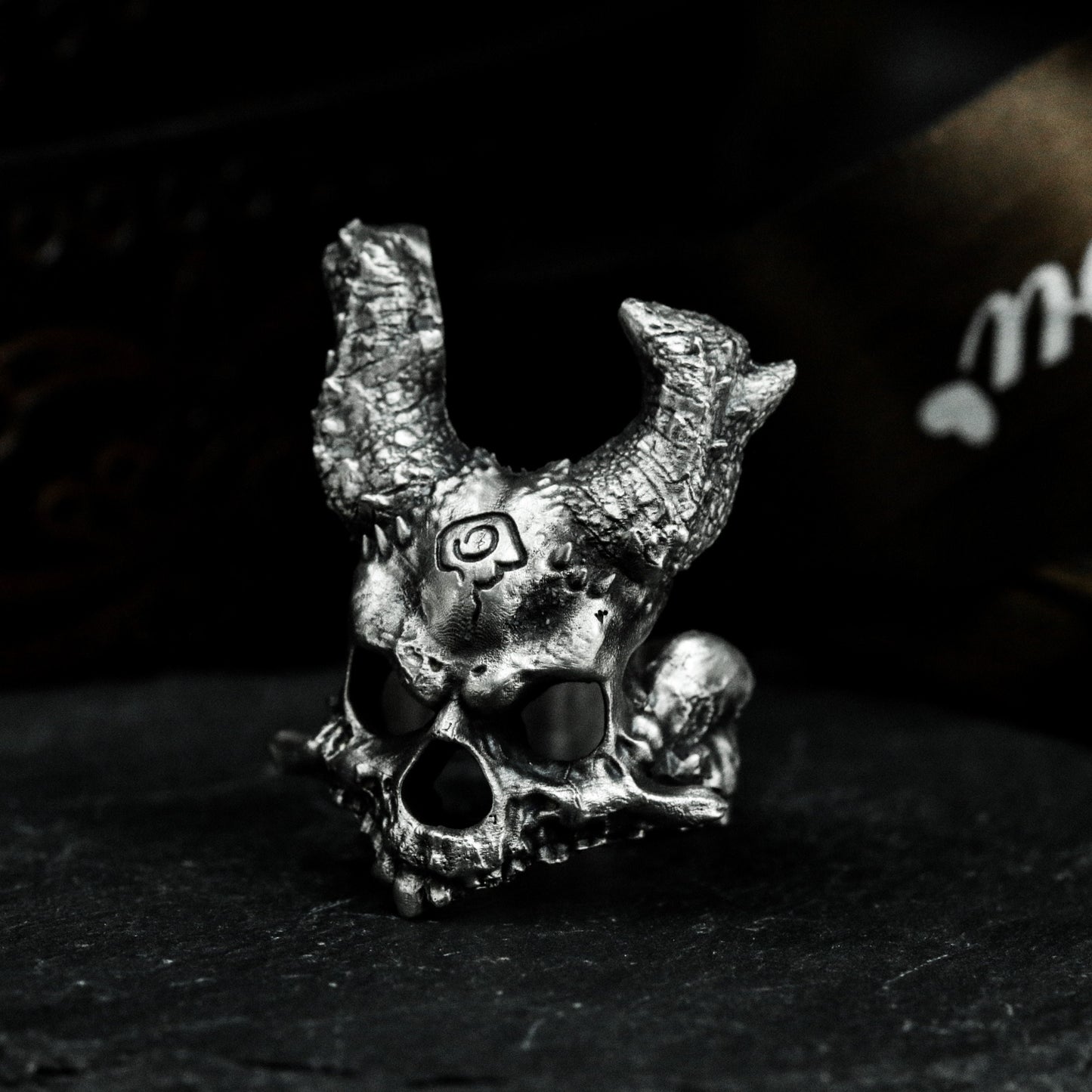 Cracked Skull Ring with Demonic Horns ¨C 925 Sterling Silver Handmade