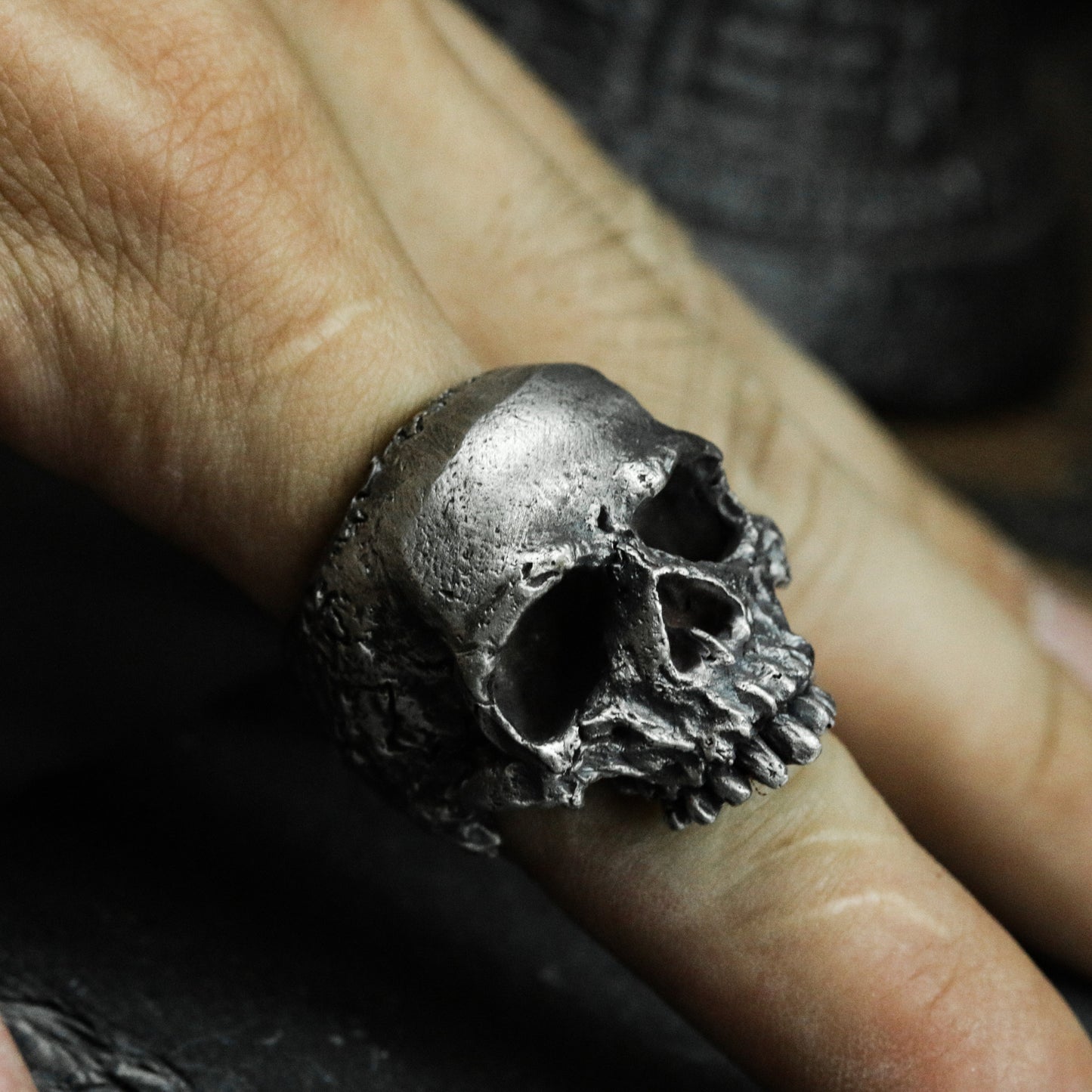 Black Skull Ring ¨C Handmade 925 Silver Dark Hip-Hop Band