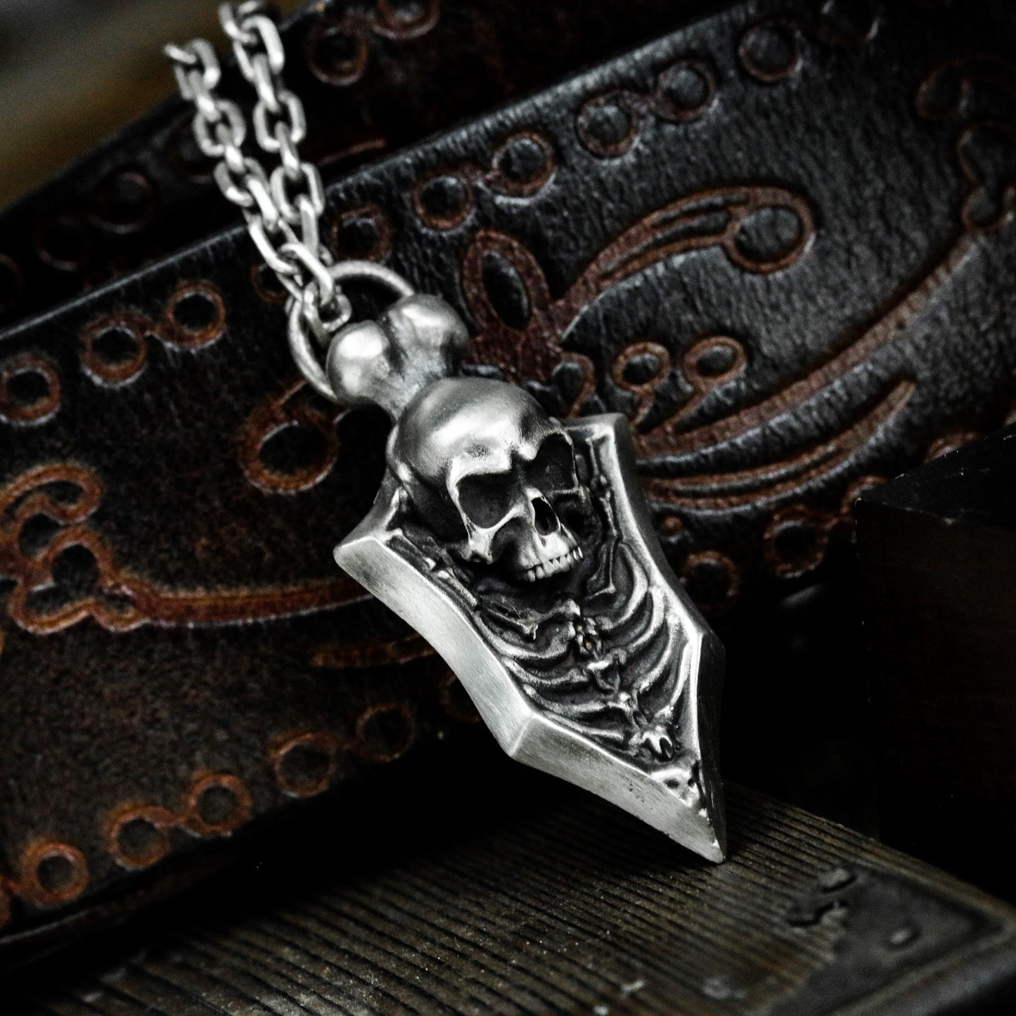 Blade Shield Skull Pendant ¨C Handmade 925 Silver Dark Armor Necklace