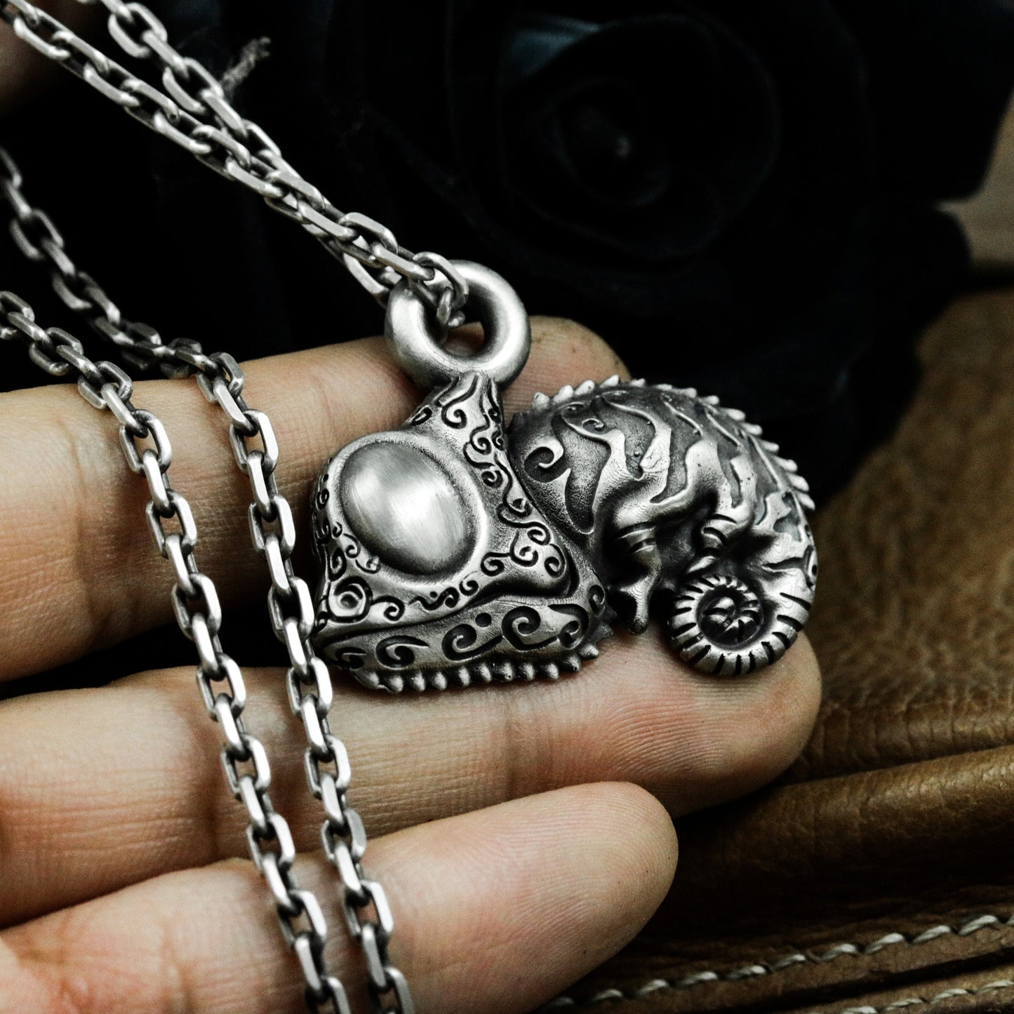 Chameleon Pendant with Coiled Body Design ¨C 925 Sterling Silver Handmade